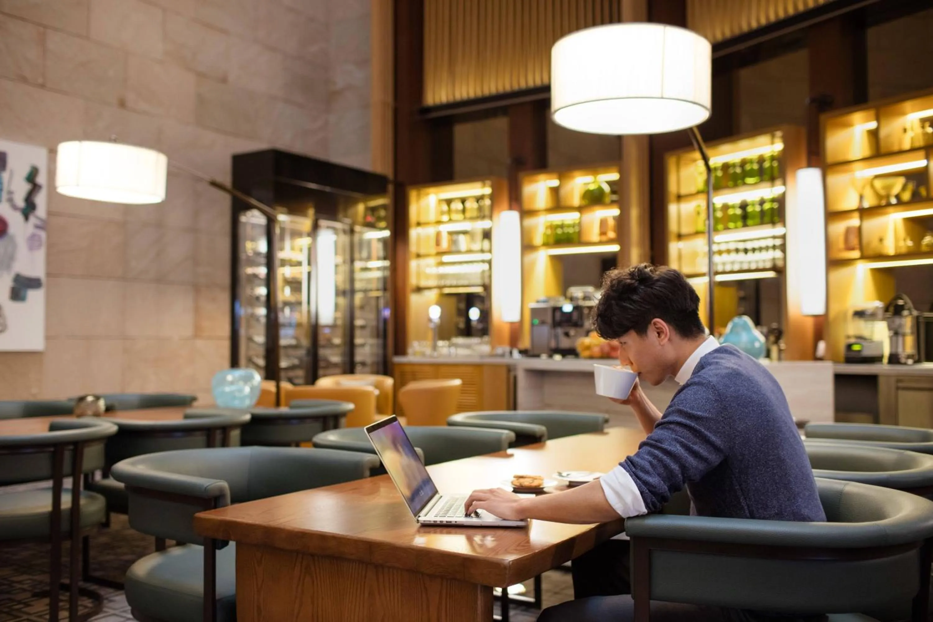 Lounge or bar in Courtyard by Marriott Seoul Namdaemun