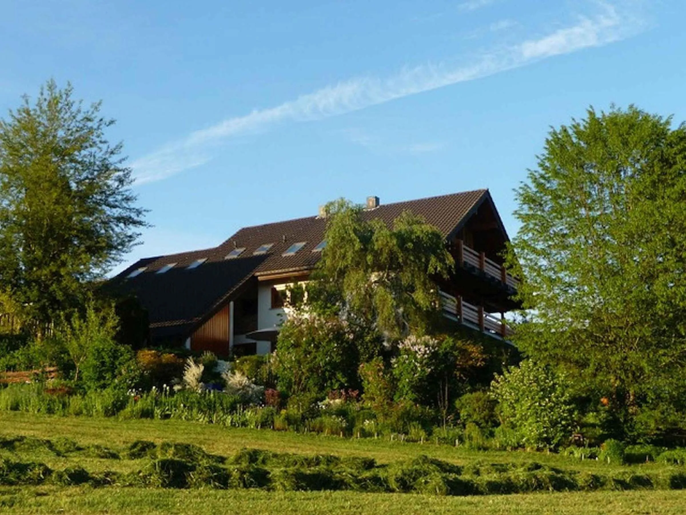 Two-Bedroom Deluxe Apartment with Garden View in Haus am See