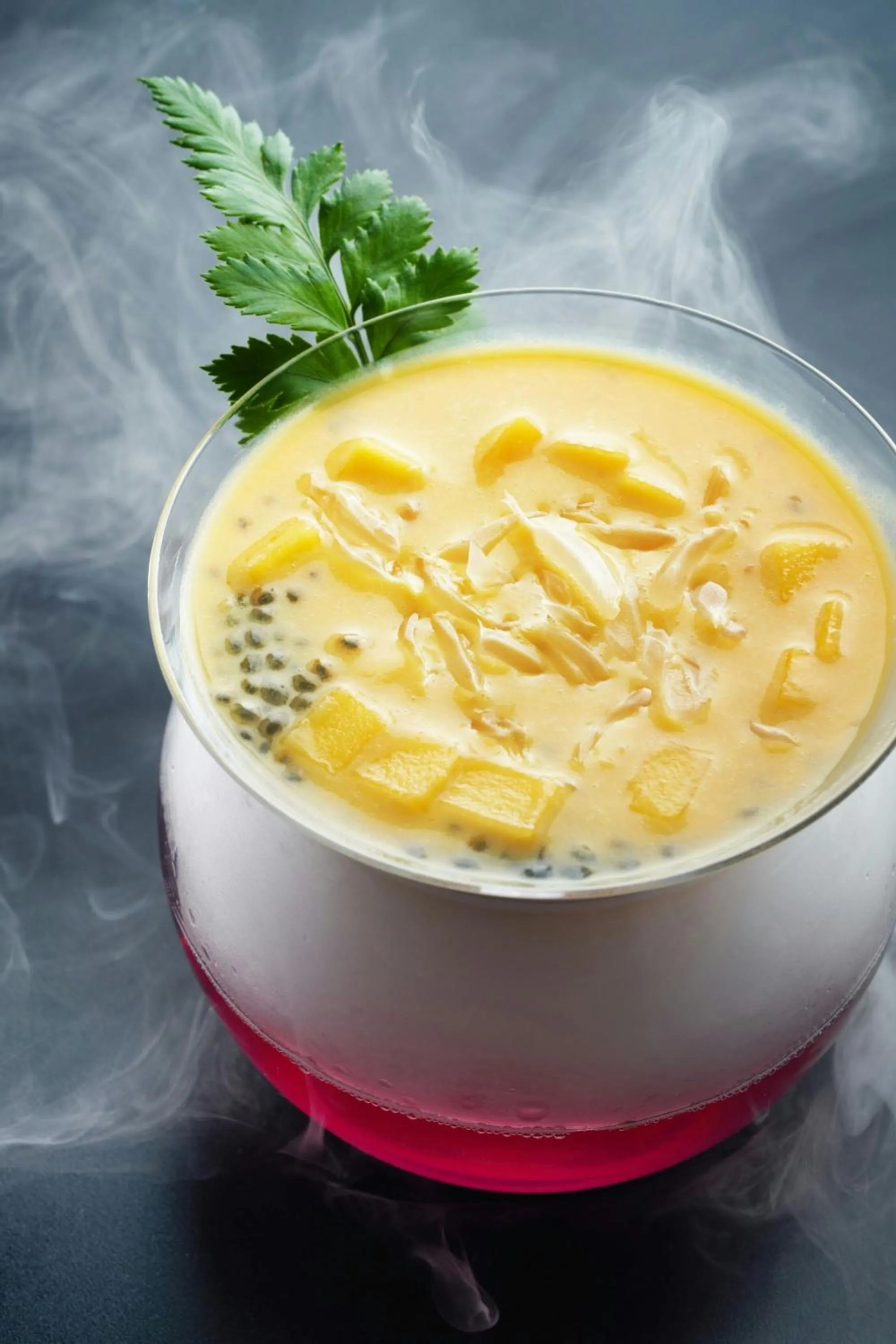 Restaurant/places to eat in The Ritz-Carlton Shanghai, Pudong