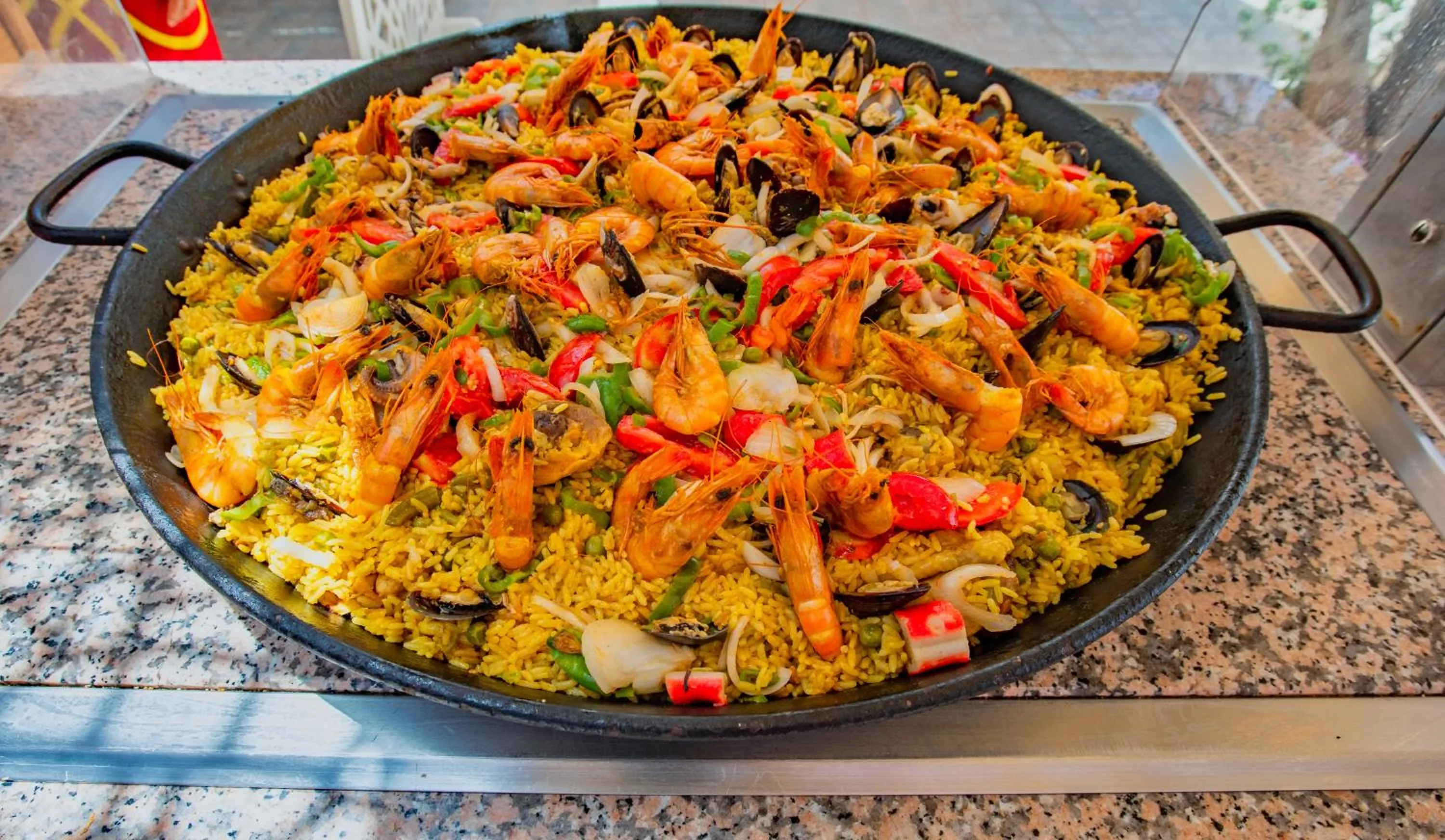 Restaurant/places to eat in Sentido Bellevue Park