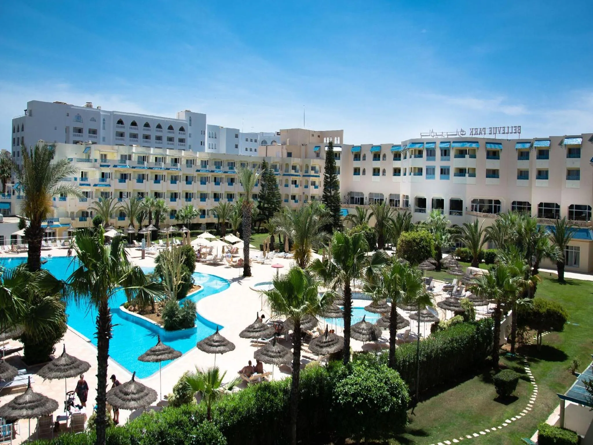 Swimming pool in Sentido Bellevue Park