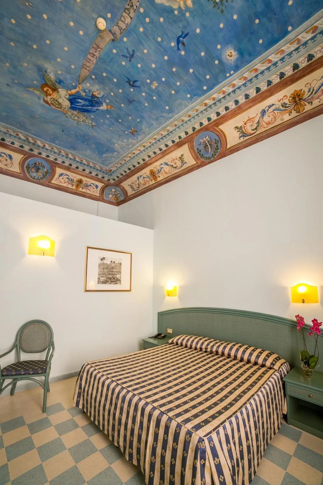 Decorative detail, Bed in Hotel Gran Bretagna Ortigia