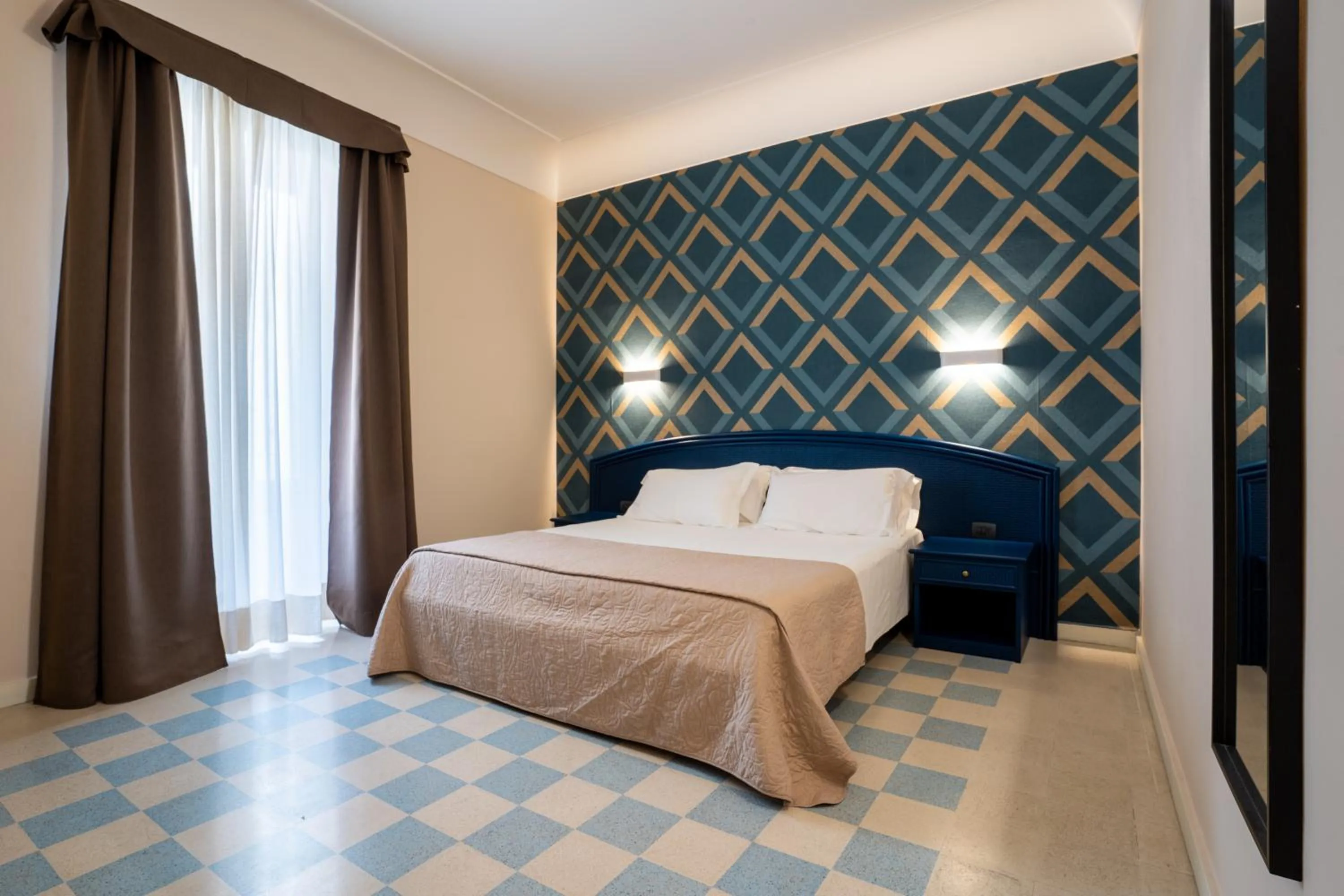 Bedroom, Bed in Hotel Gran Bretagna Ortigia