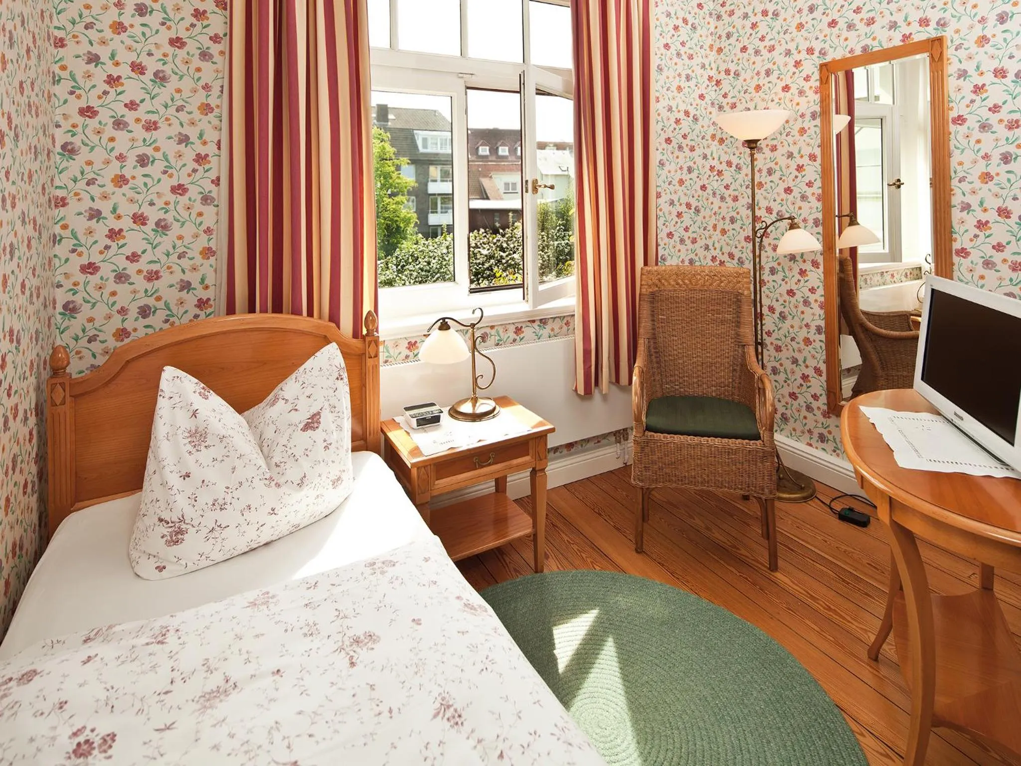 Bed in Hotel Villa Caldera