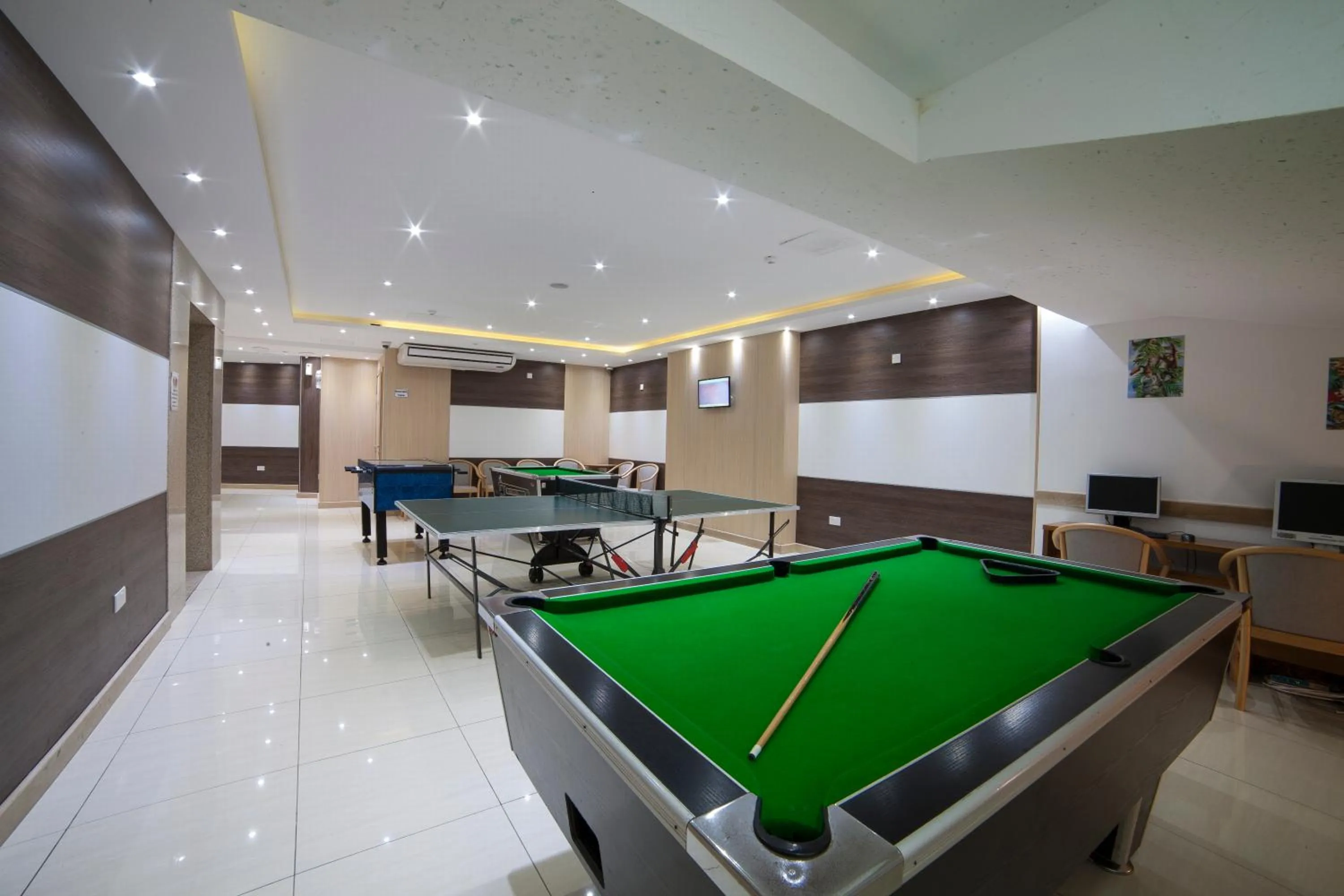 Game Room in Bella Vista Hotel