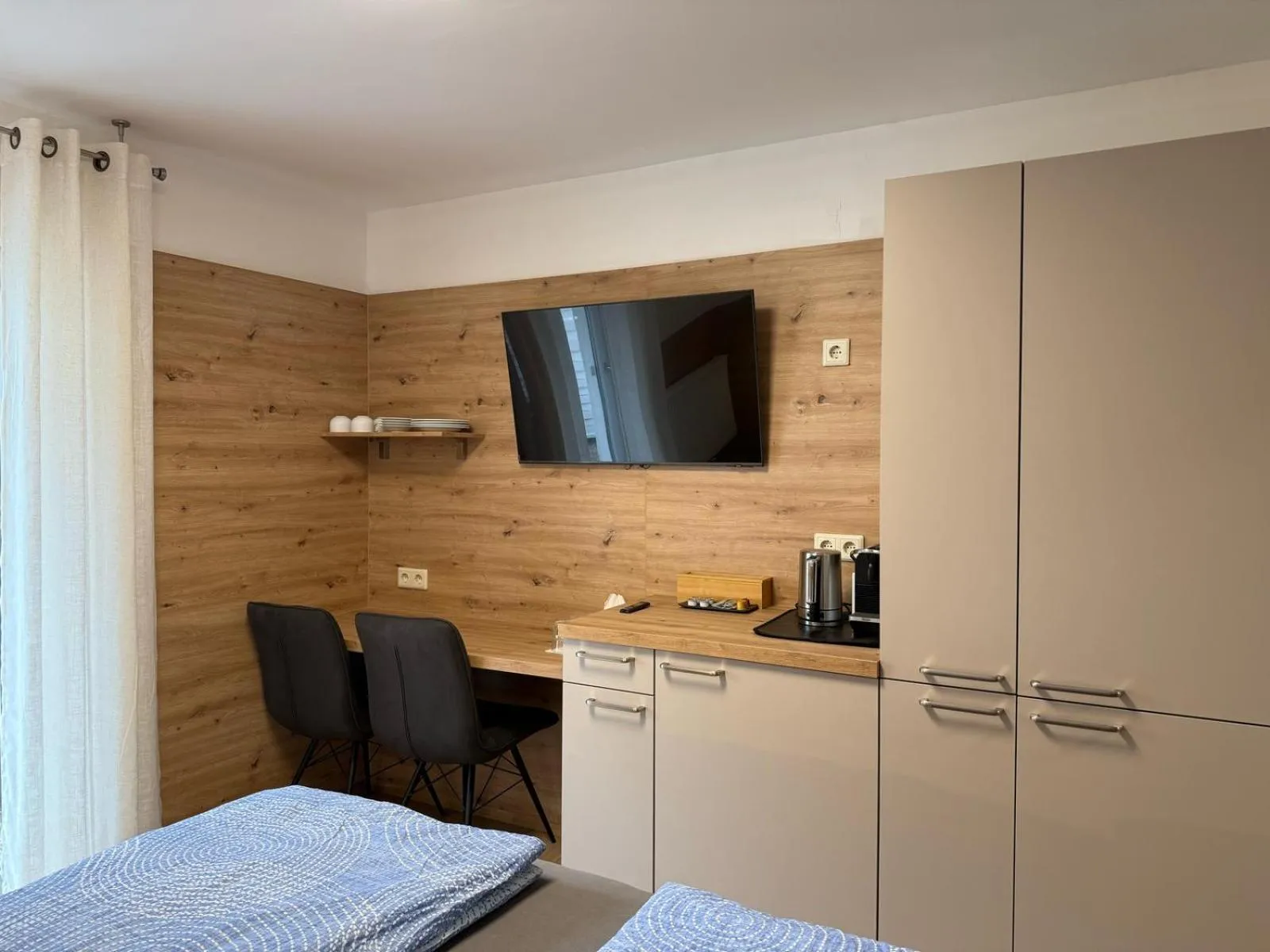 Photo of the whole room, Bed in Gästehaus Rana