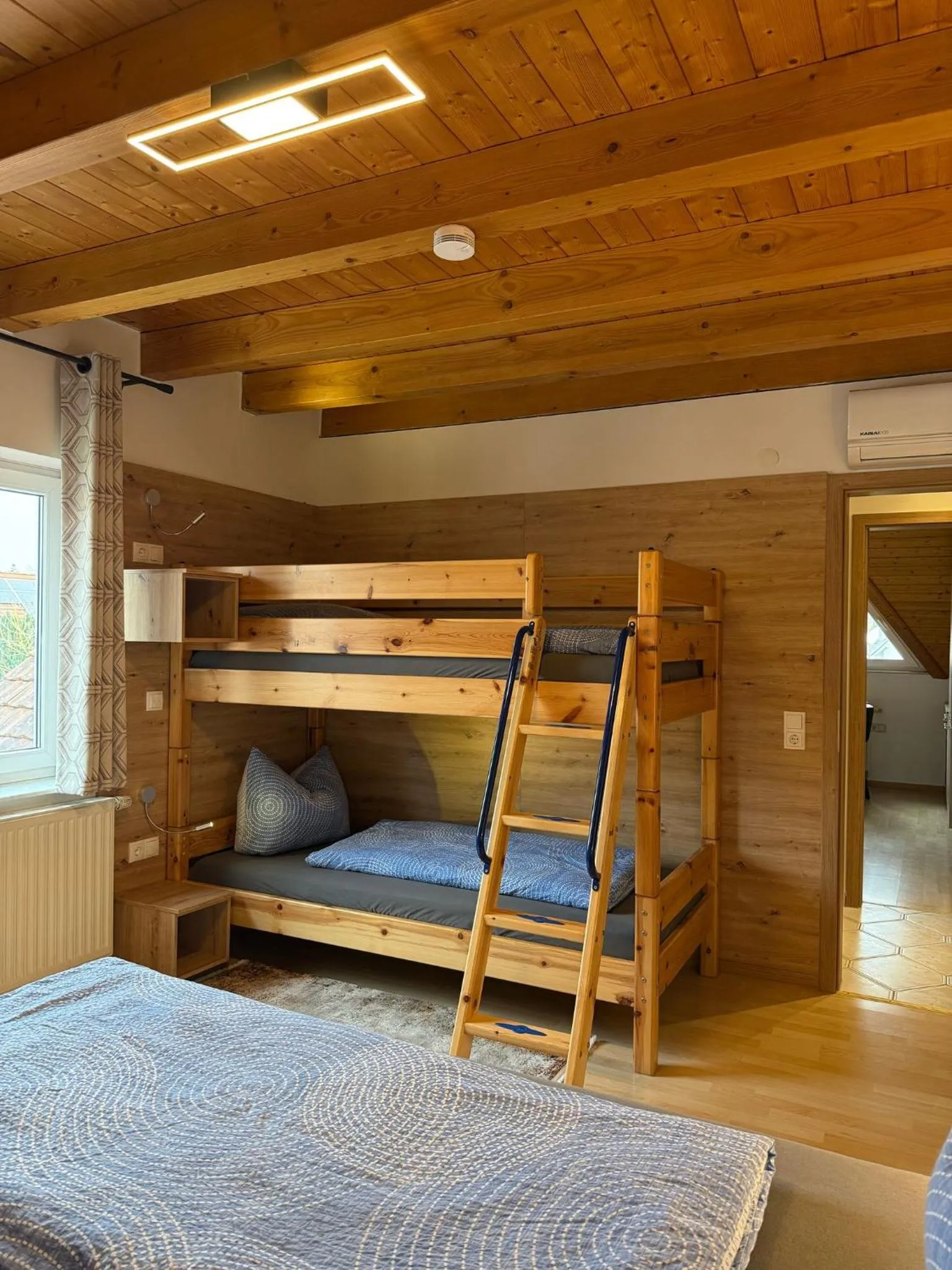 bunk bed, Bed in Gästehaus Rana