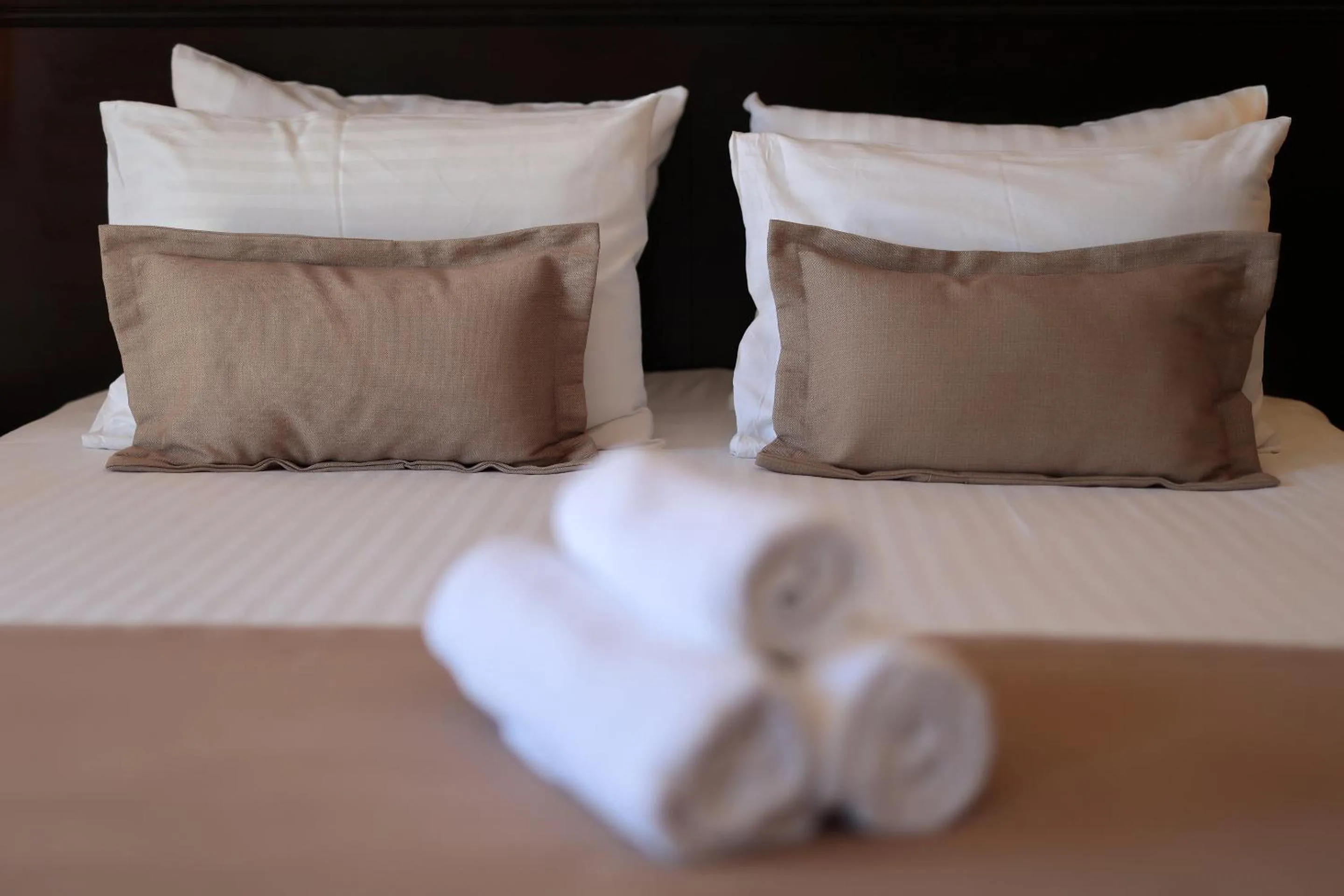 Bed in Blue Waves Resort