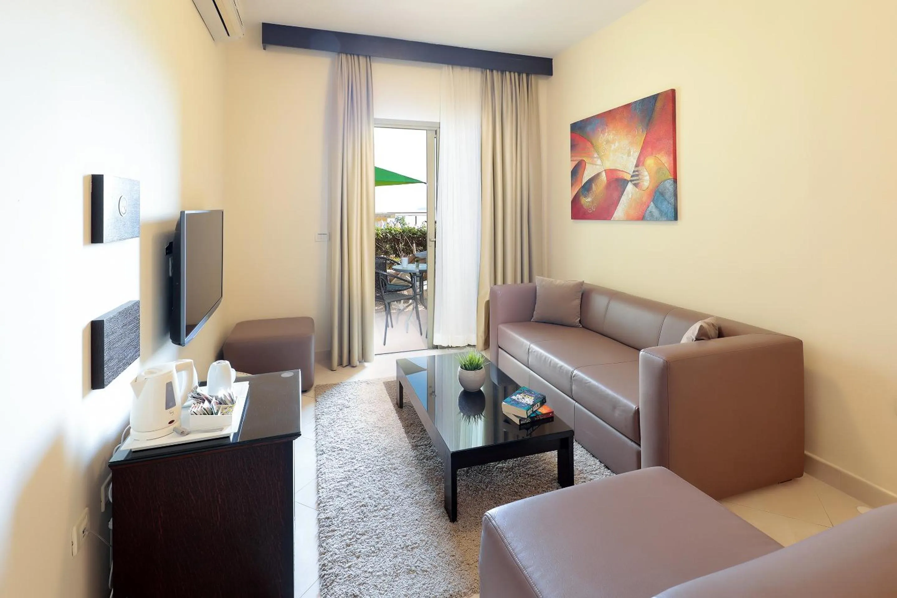 Balcony/Terrace in Blue Waves Resort