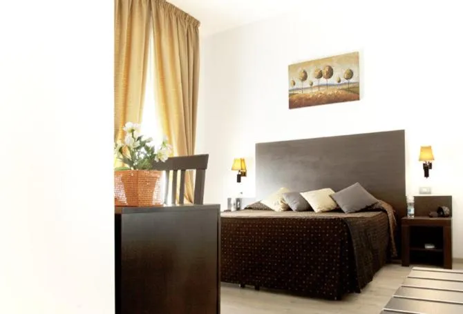 Photo of the whole room, Bed in Roman Residence