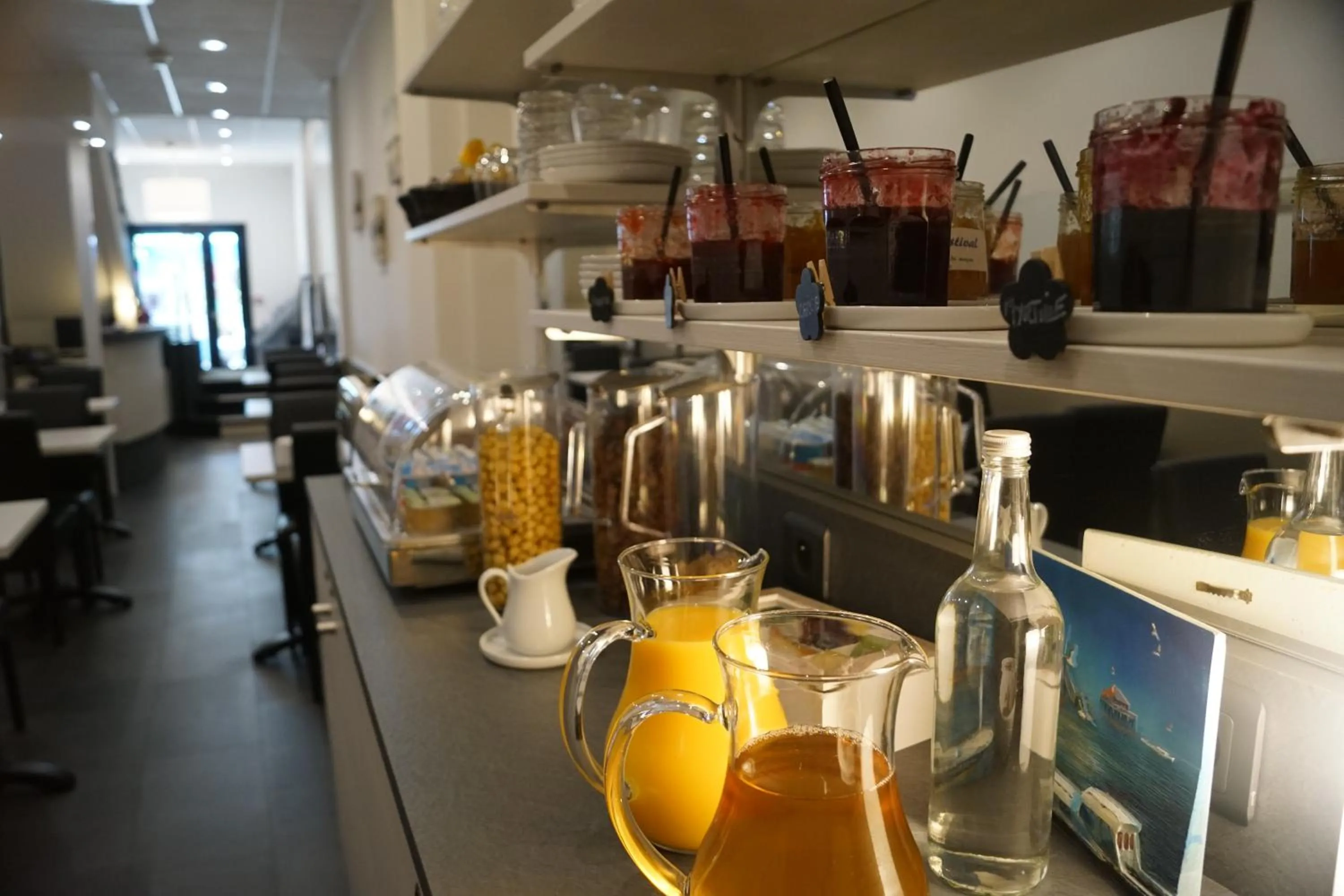 Food and drinks in La Pergola d'Arcachon