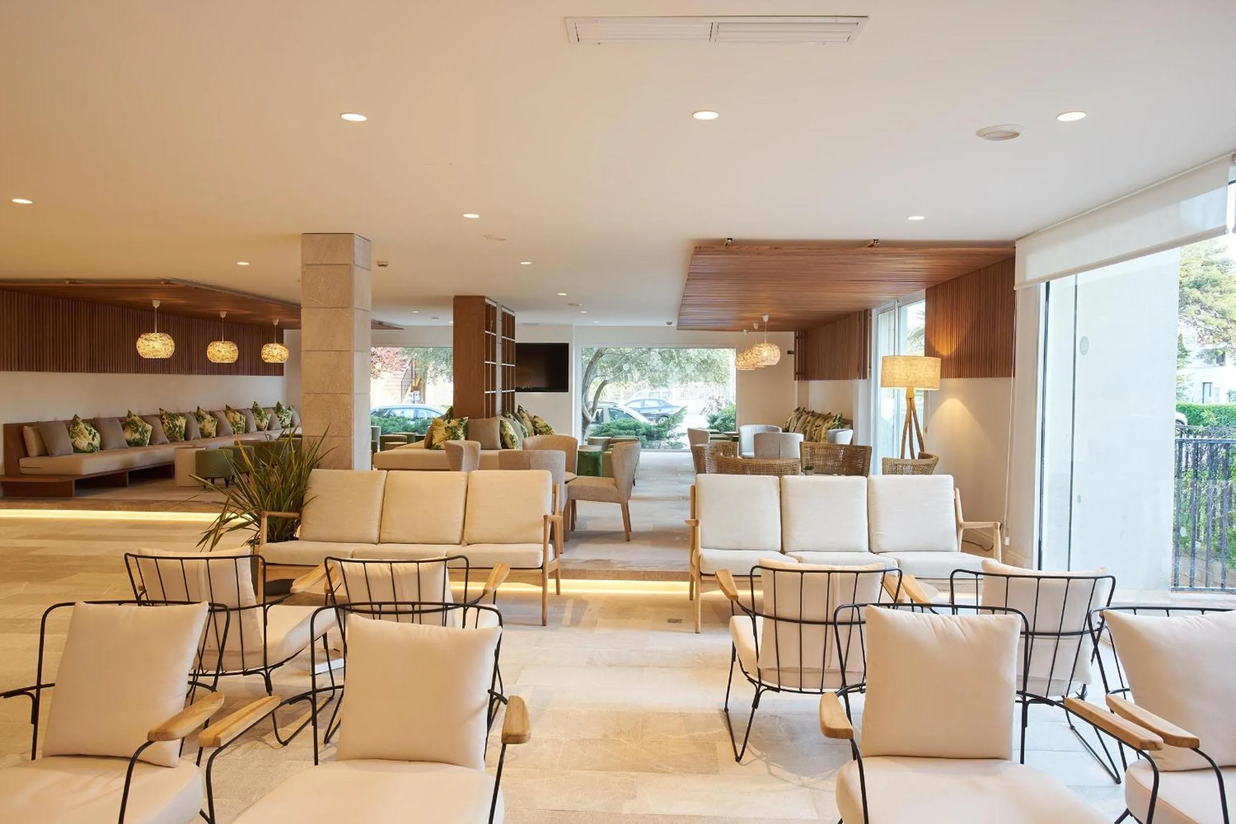 Communal lounge/ TV room in Club del Sol Aparthotel