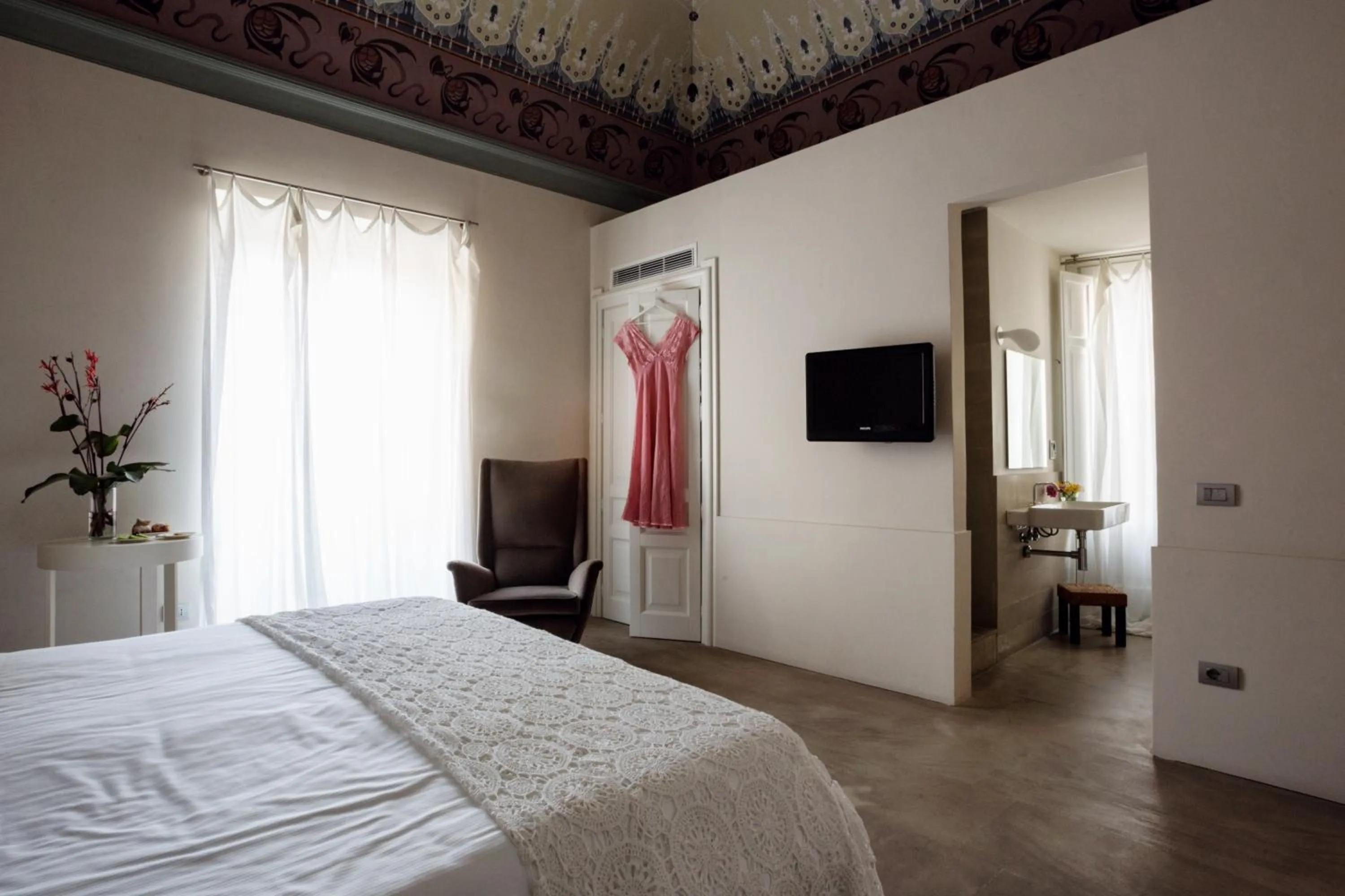 Photo of the whole room, Bed in Shalai - Exclusive SPA and small gourmet hotel