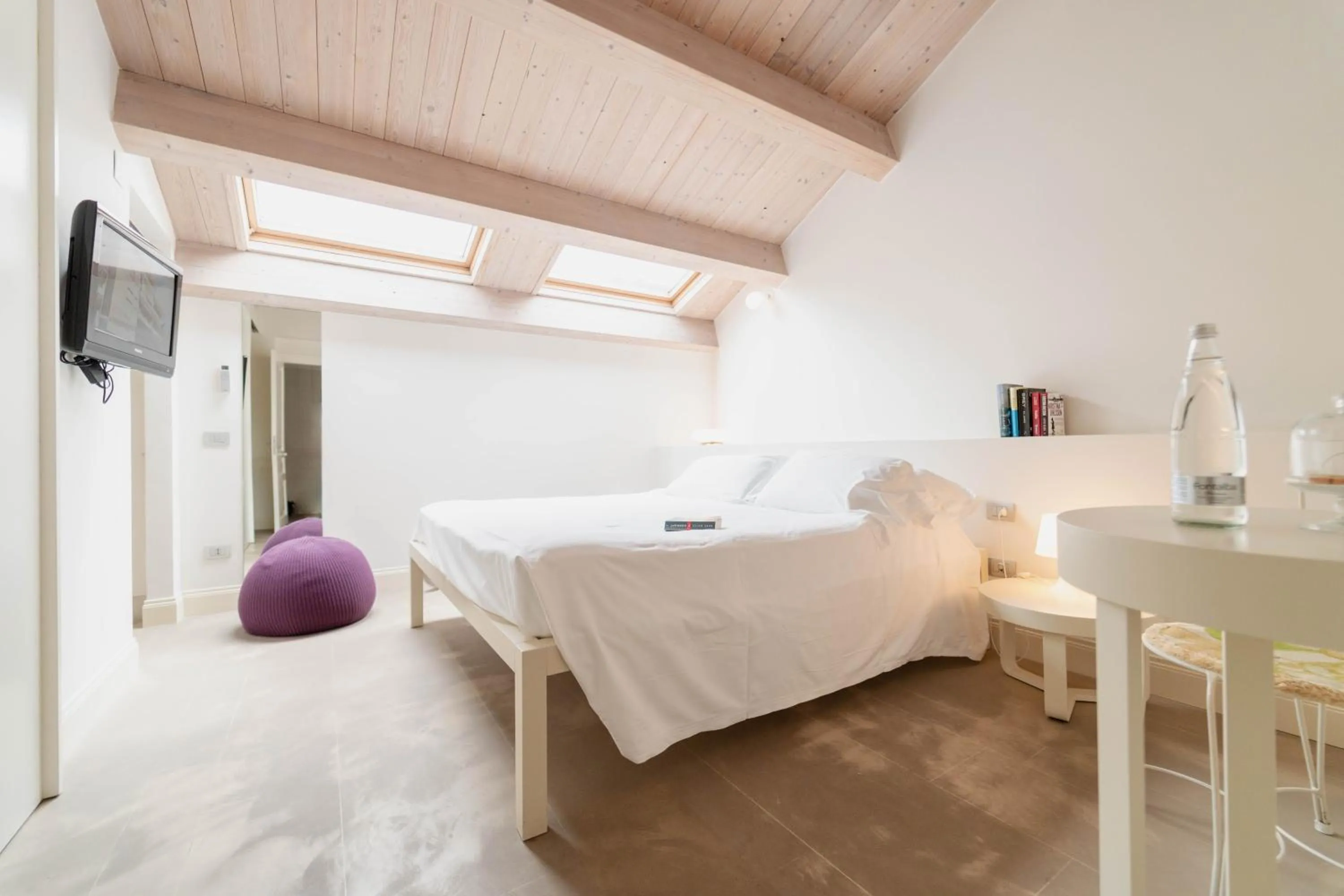 Bed in Shalai - Exclusive SPA and small gourmet hotel