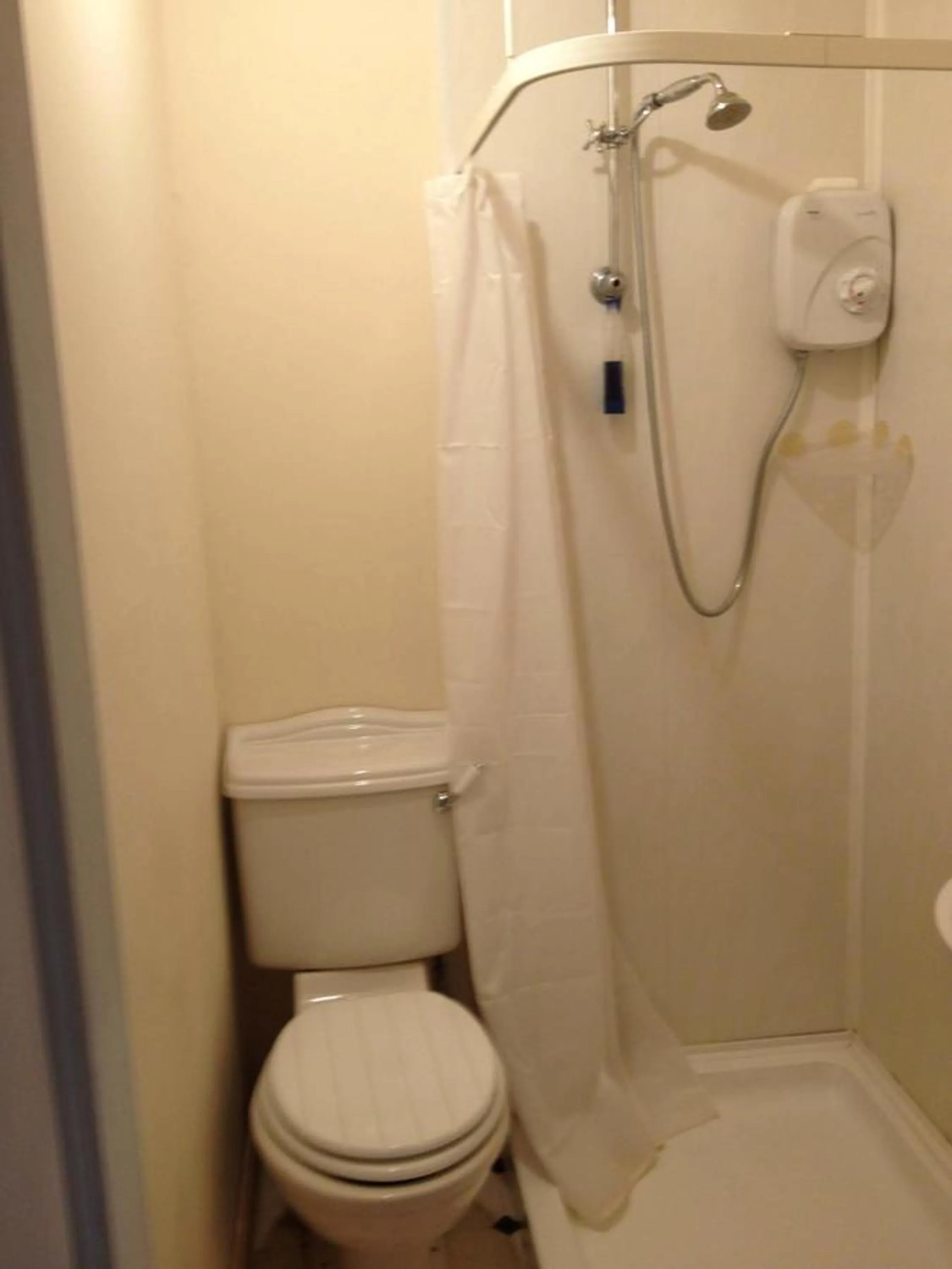 Bathroom in Lisieux House on Lough Neagh