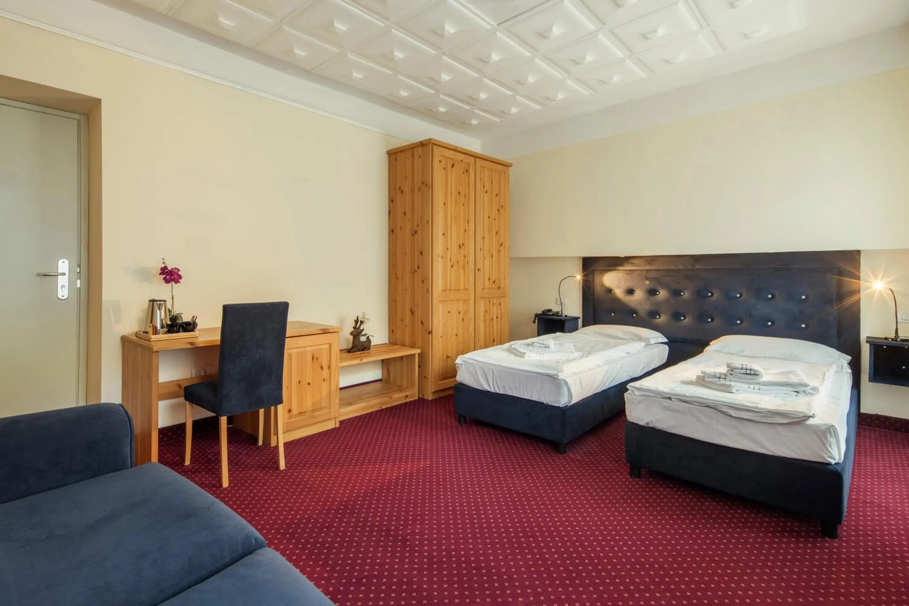 Two Connecting Double Rooms in HOTEL AURONZO - outdoor basecamp Two Connecting Double Rooms in HOTEL AURONZO - outdoor basecamp