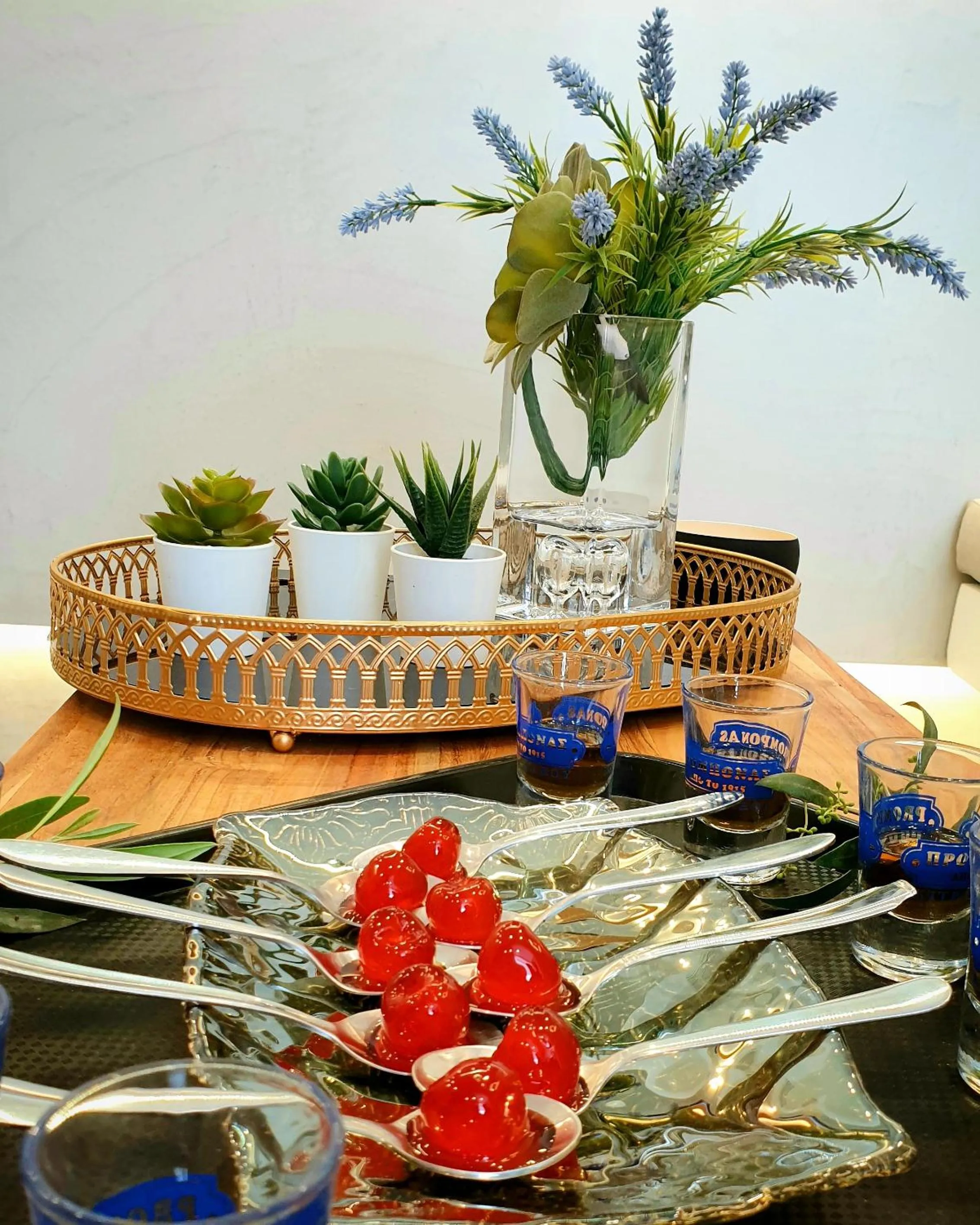 Food and drinks in Margaret of Naxos