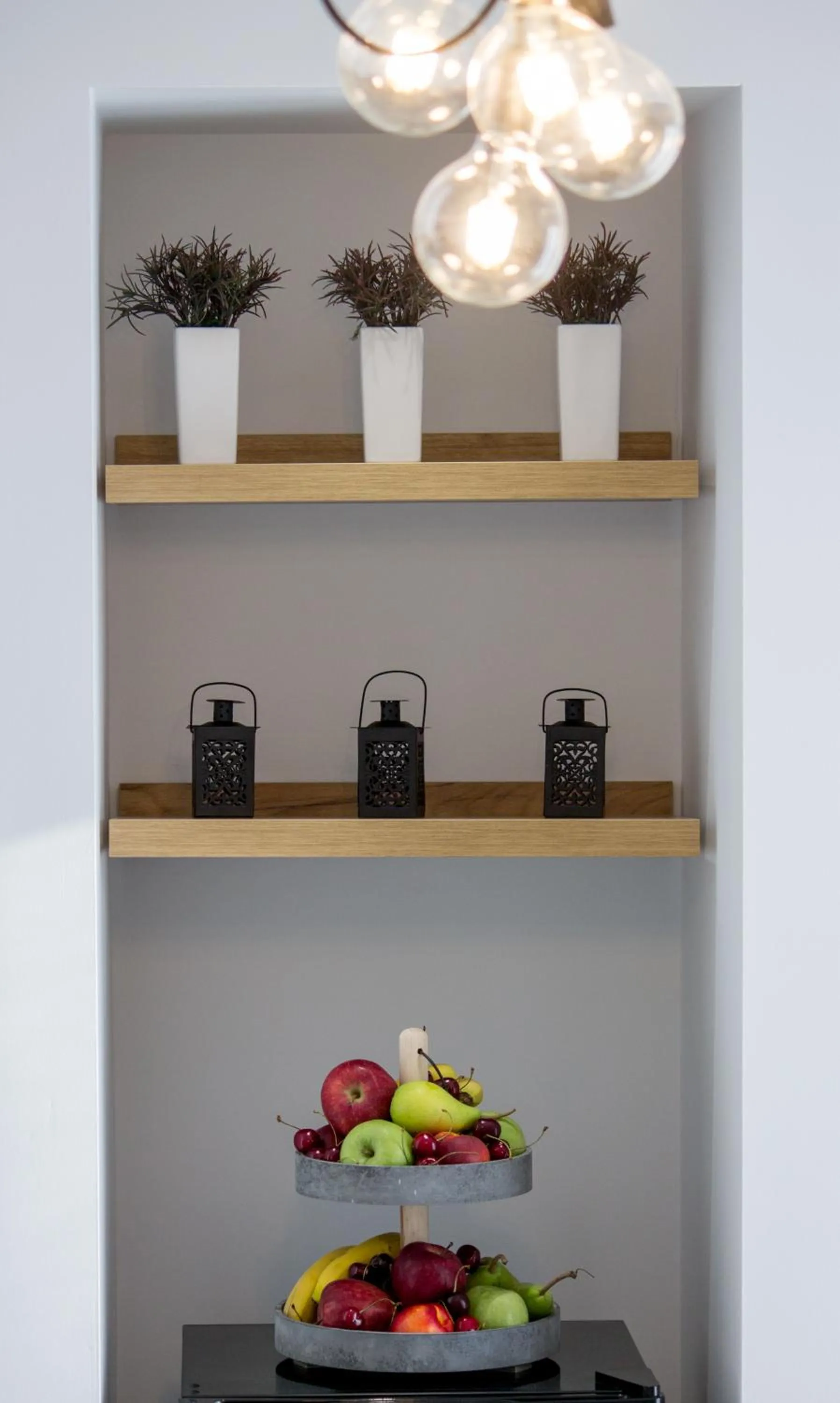 Photo of the whole room in Margaret of Naxos