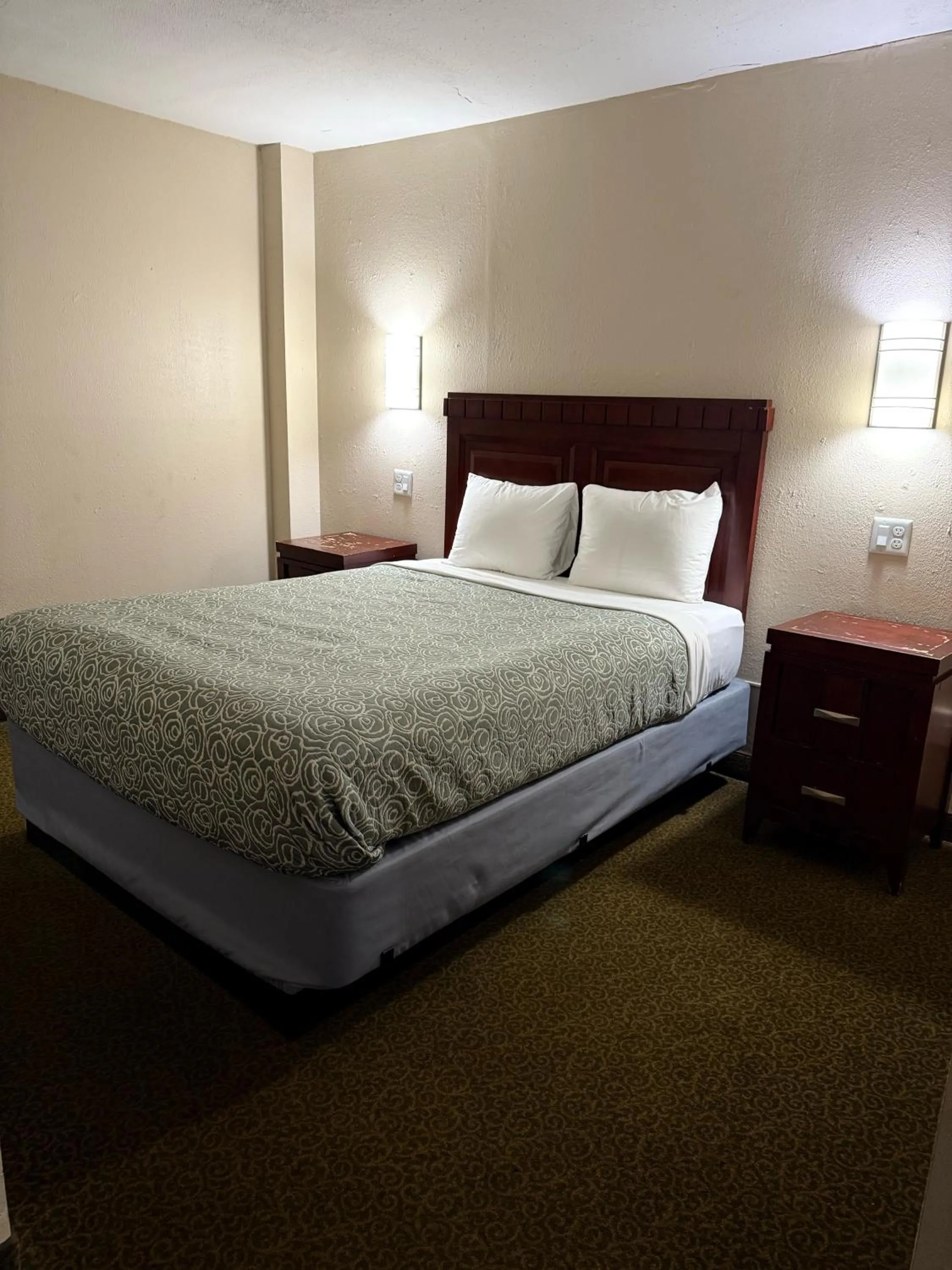 Economy Inn