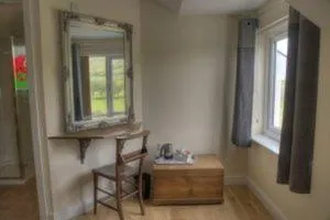 Day, Bed in Bro Dafydd