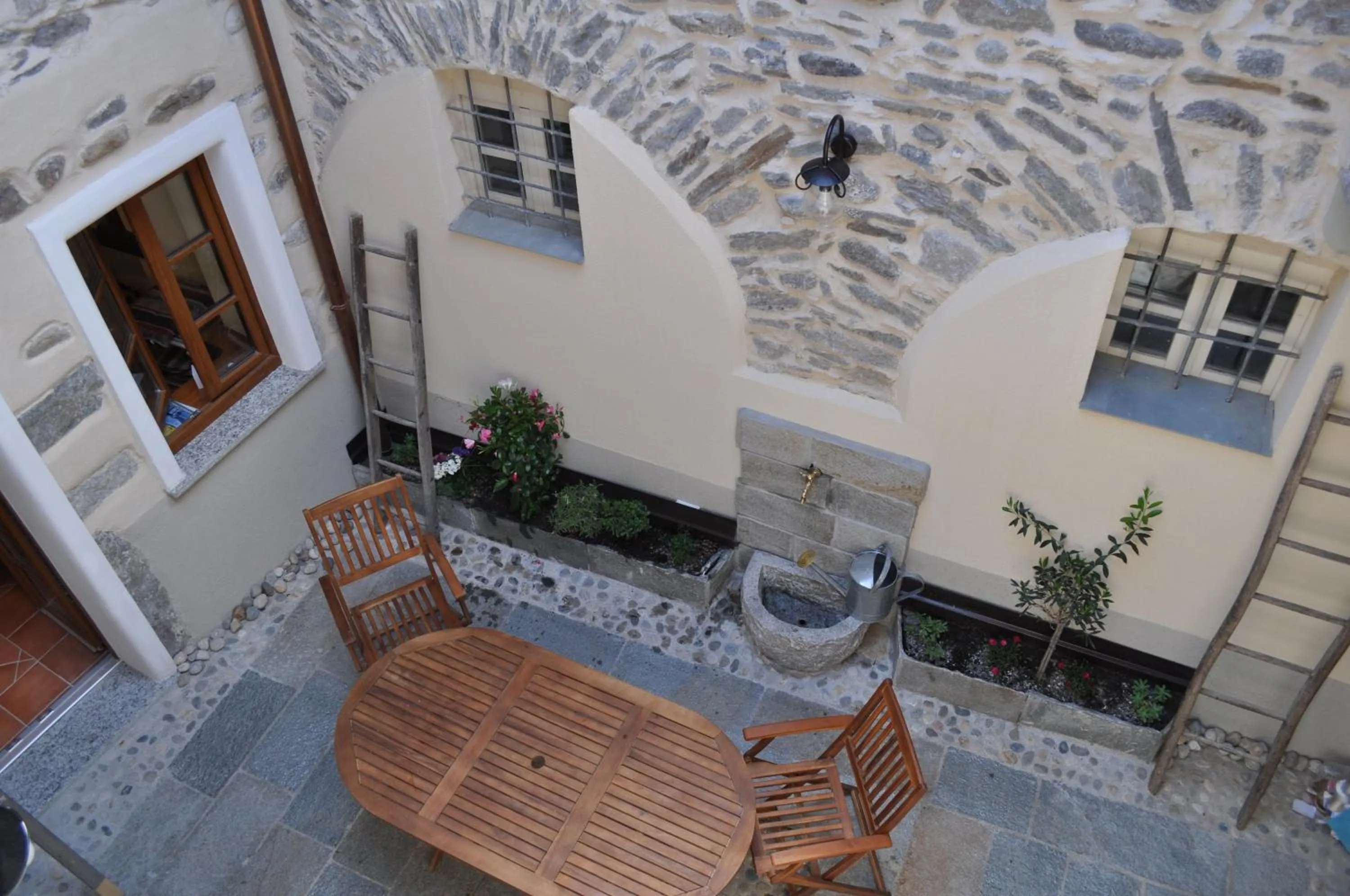 Property building in Casa Petrolli