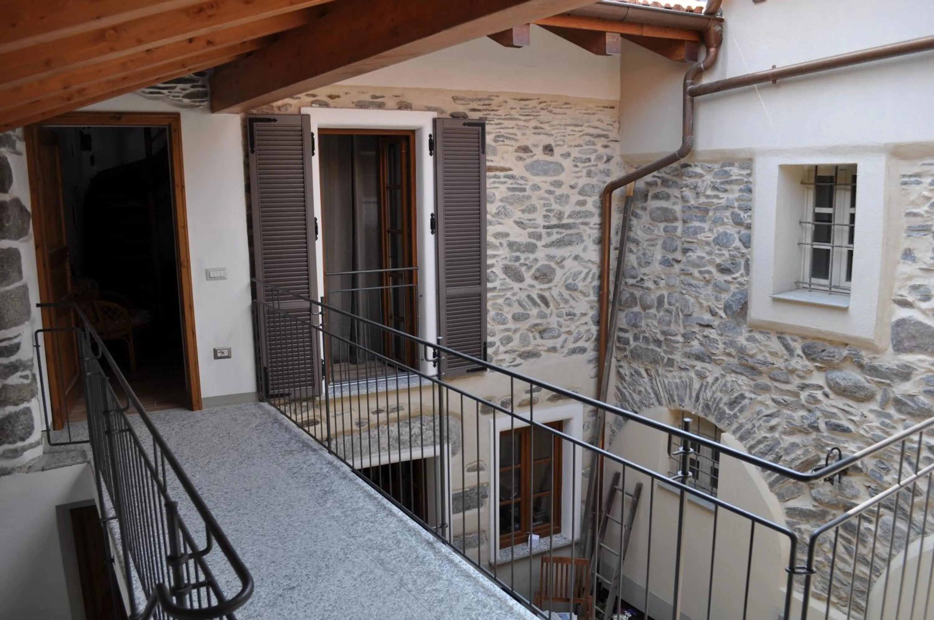Property building in Casa Petrolli