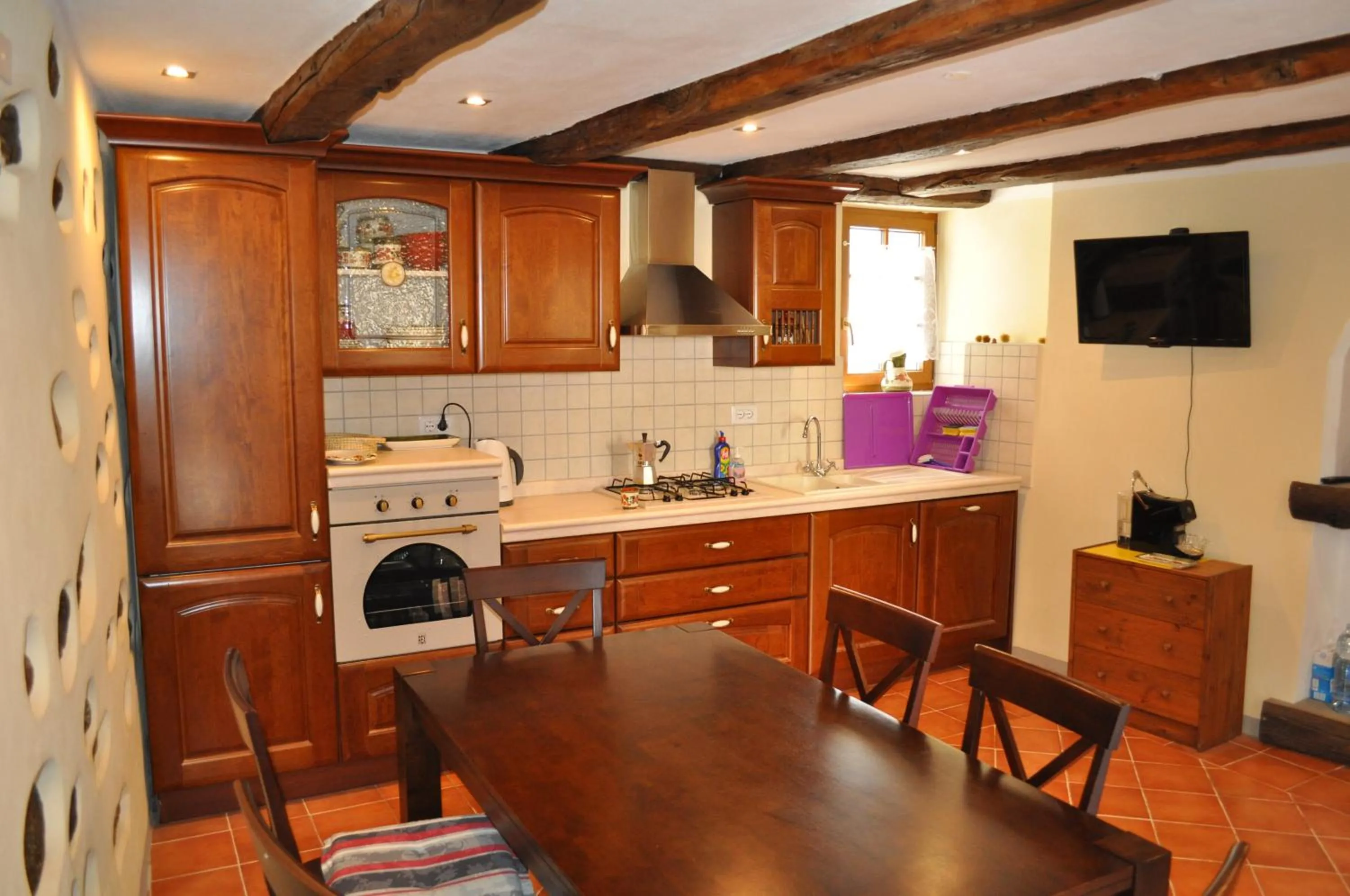 Property building in Casa Petrolli