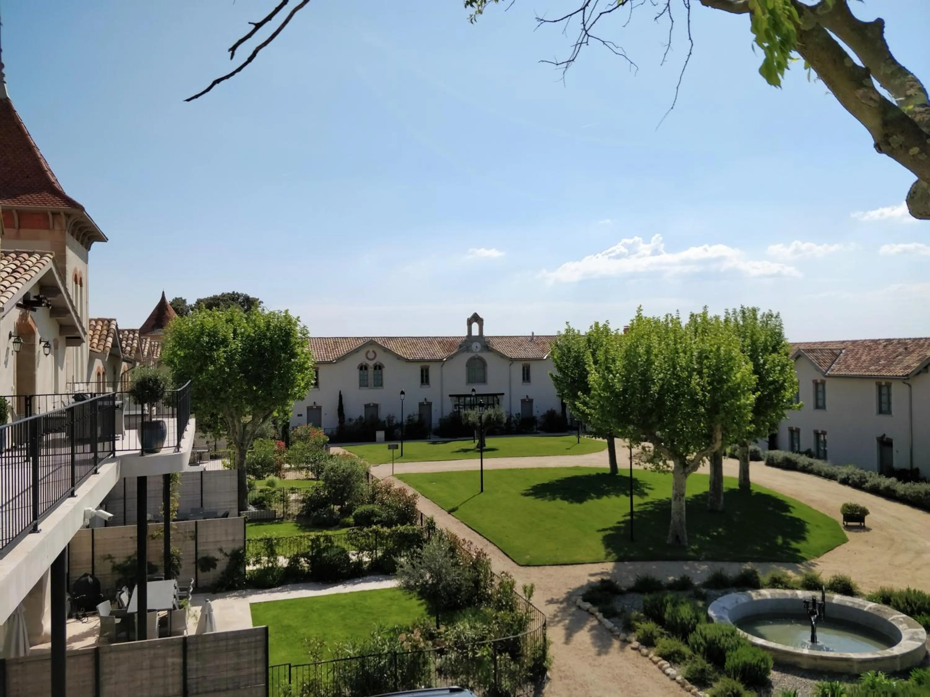 Garden in Château St Pierre de Serjac