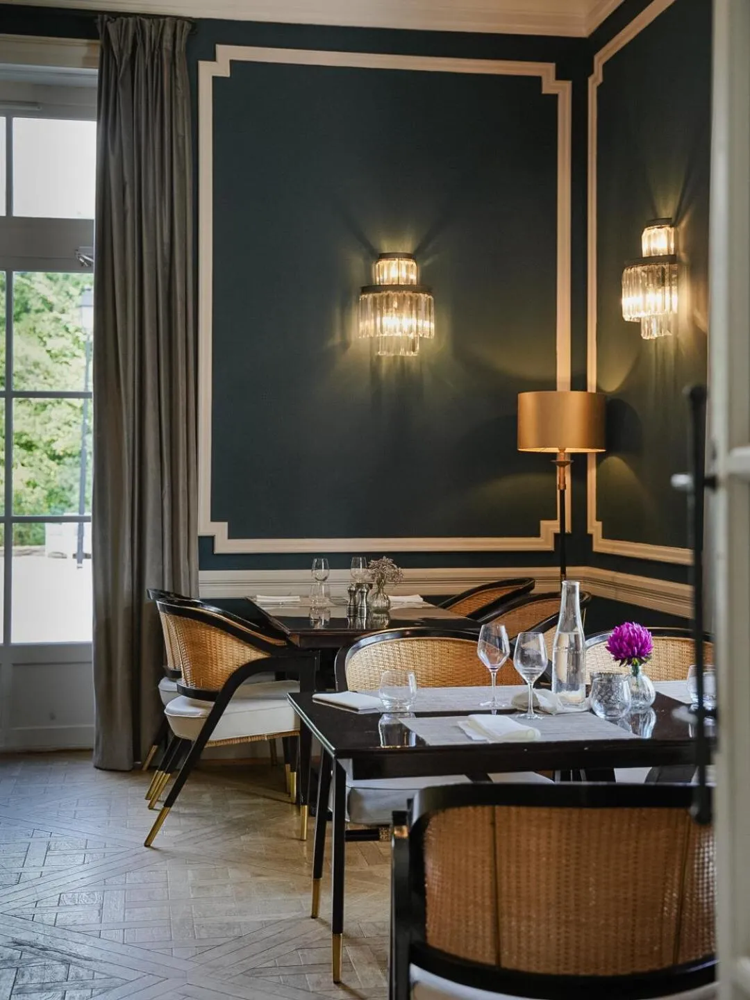 Restaurant/places to eat in Château St Pierre de Serjac