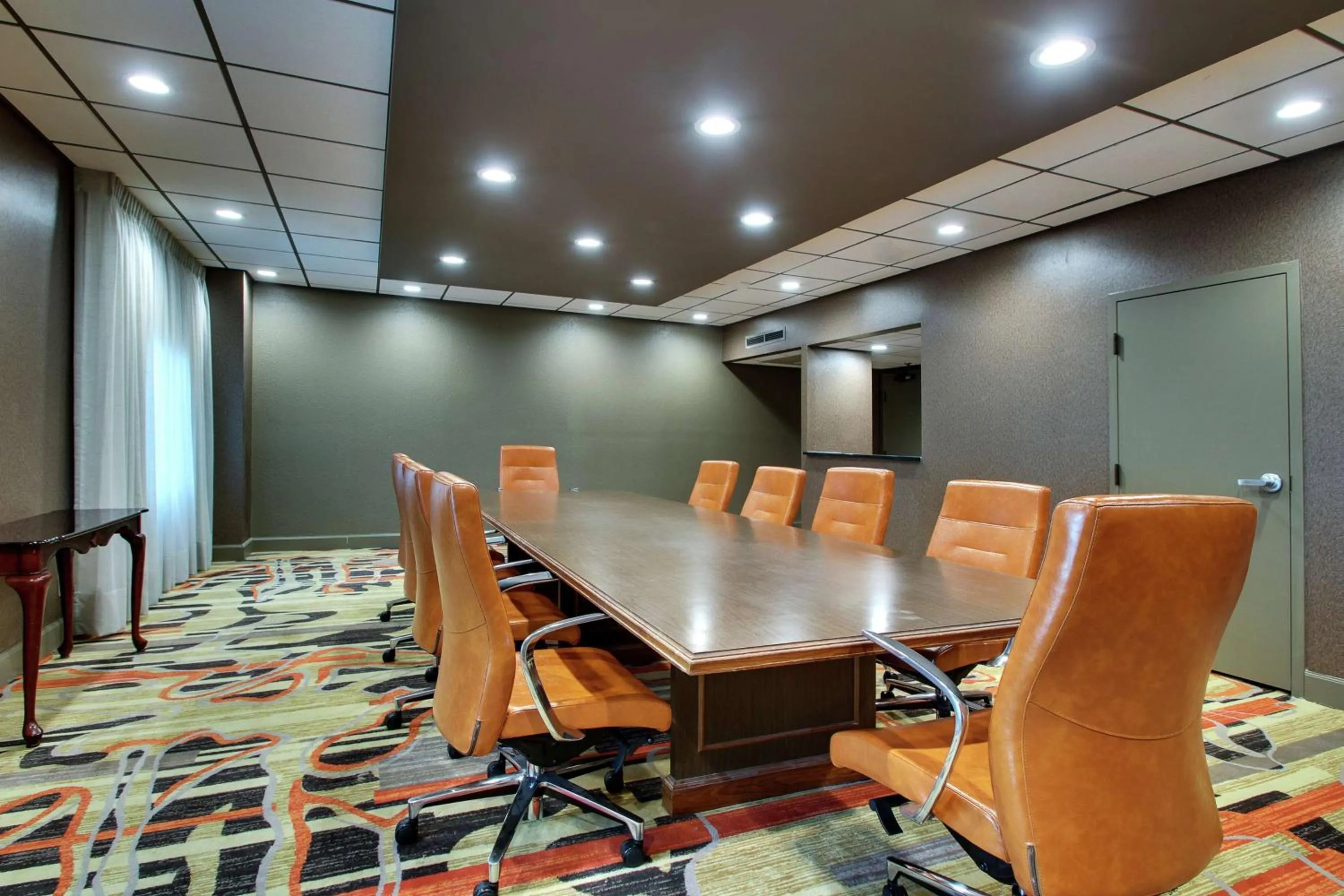 Meeting/conference room in Doubletree By Hilton Mt. Vernon