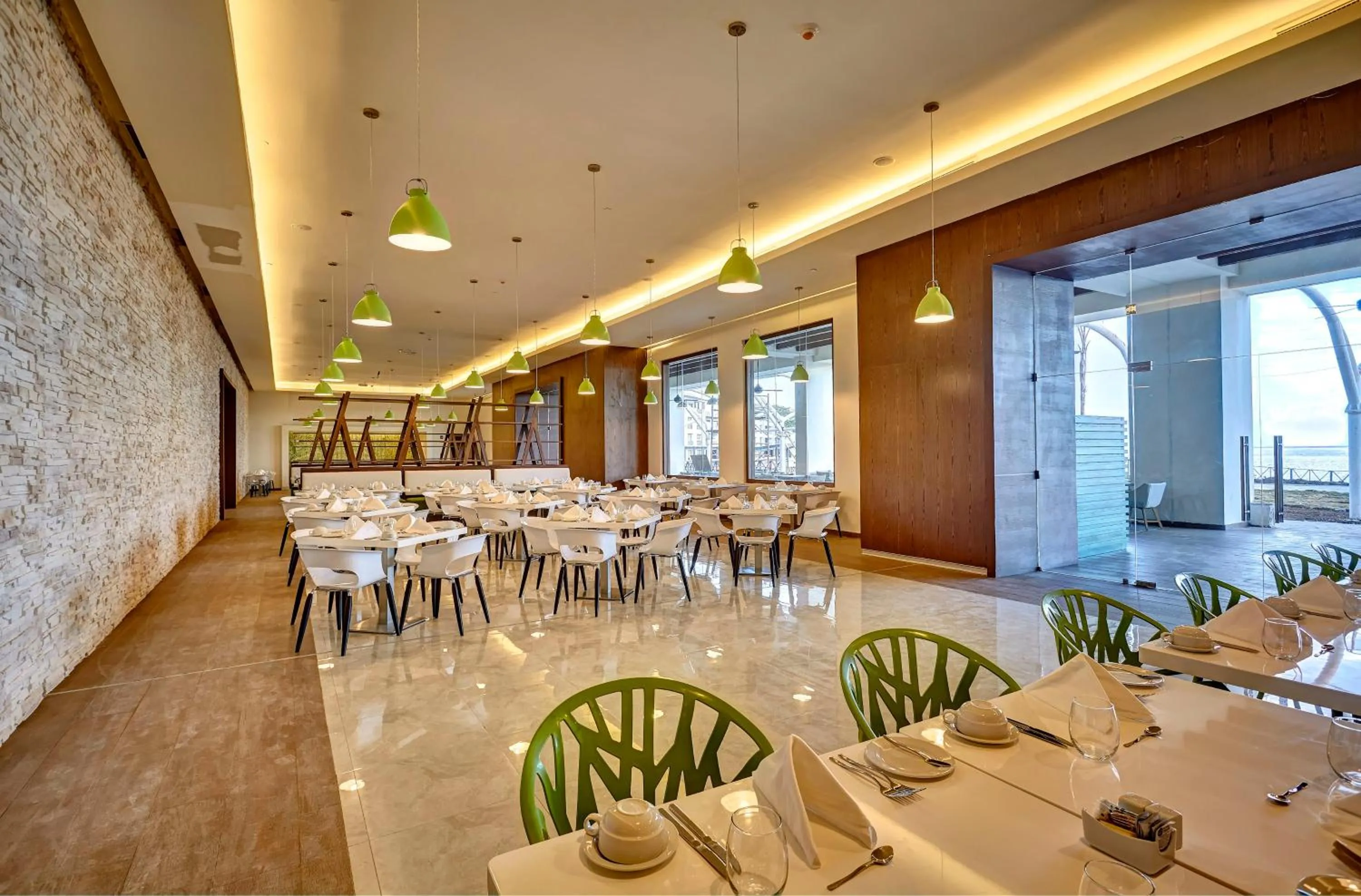 Restaurant/places to eat in Royalton Hideaway Negril, An Autograph Collection All-Inclusive Resort - Adults Only