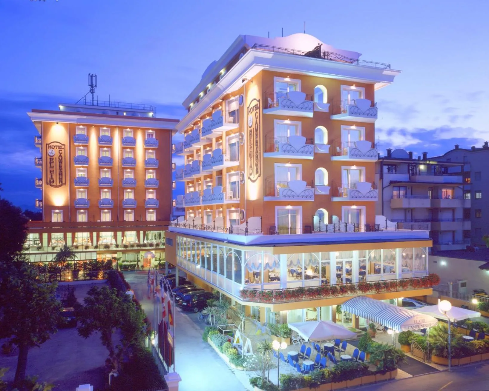 Facade/entrance in El Cid Campeador - Family Hotel