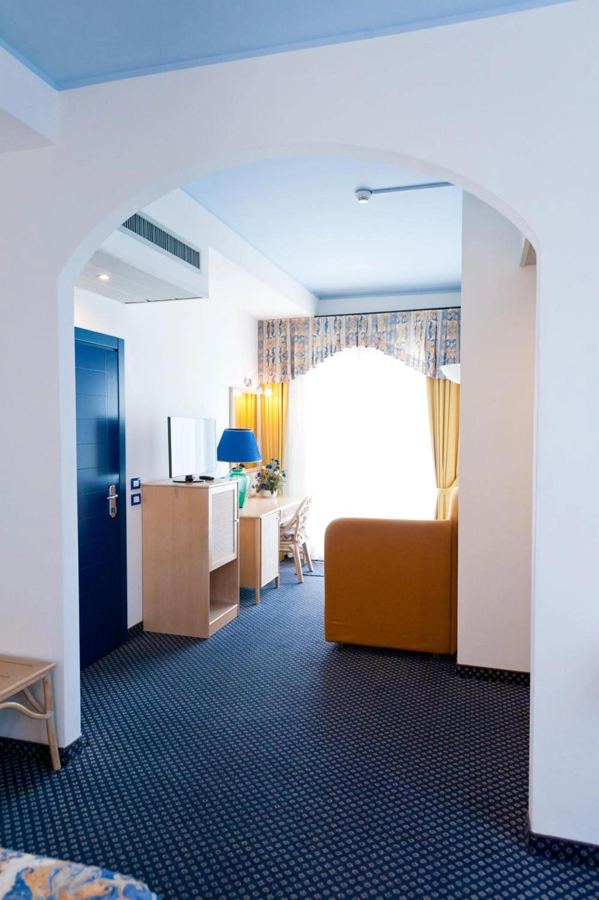 Bed in El Cid Campeador - Family Hotel