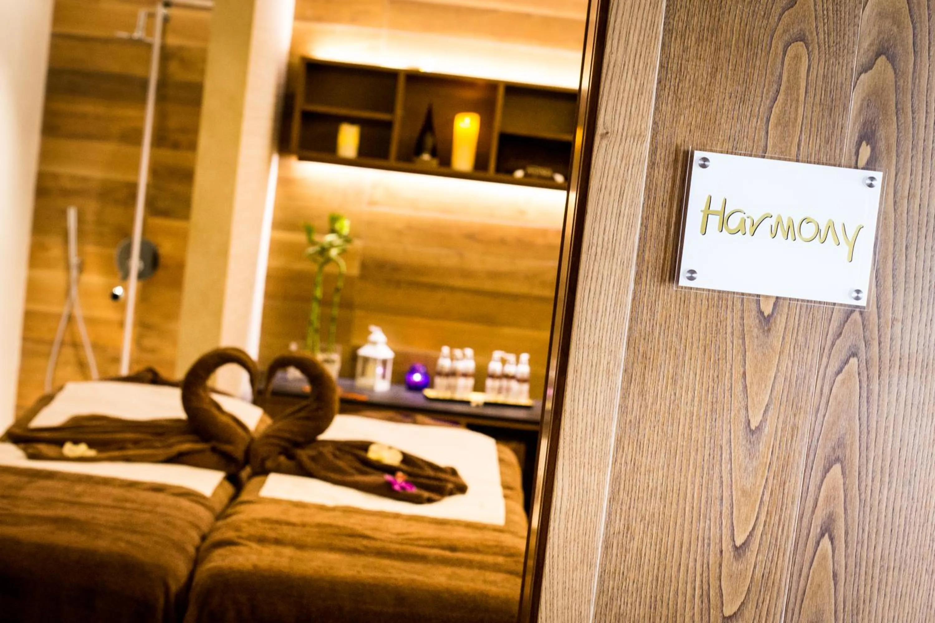 Massage, Bed in Salini Resort