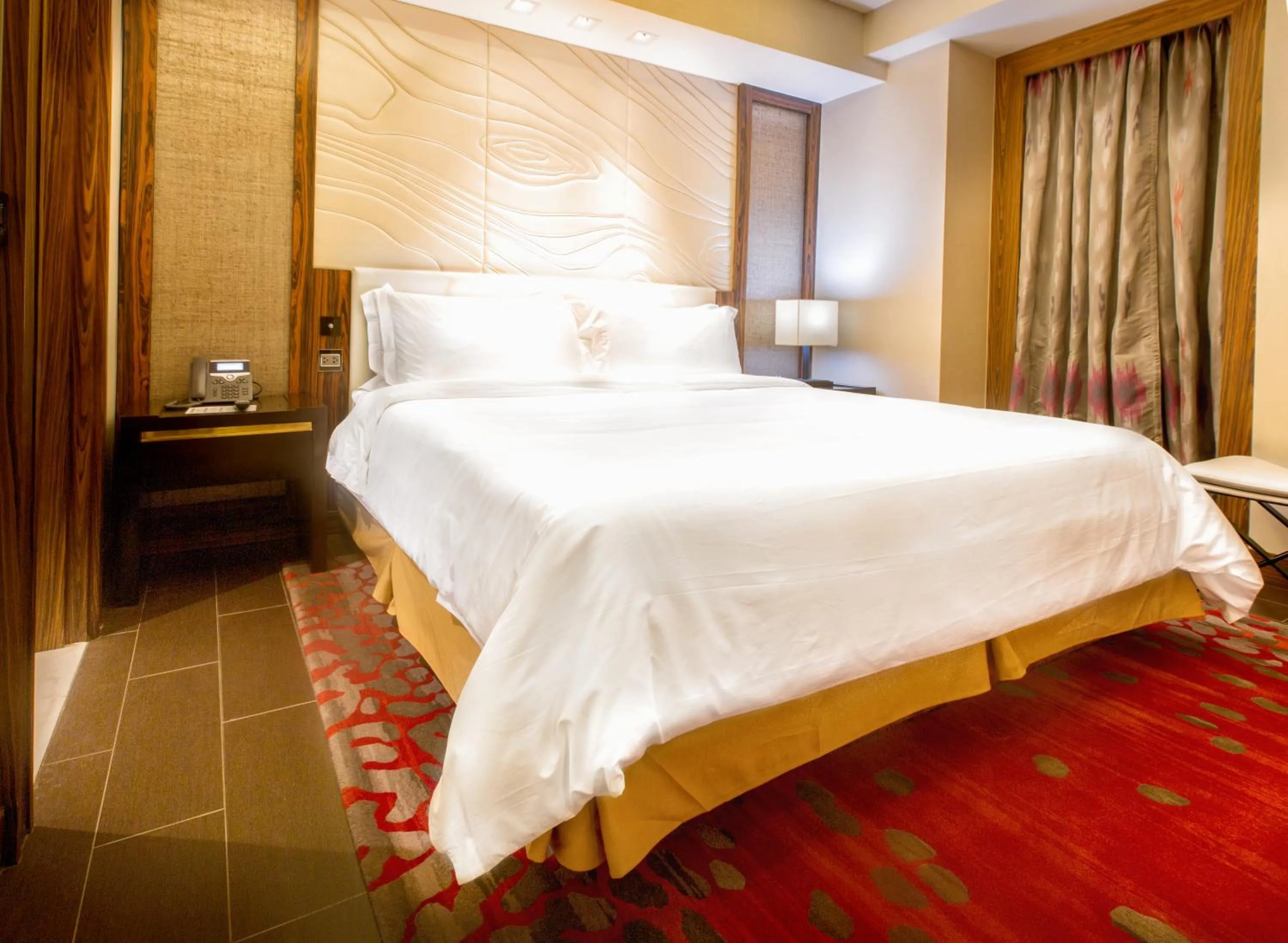 Photo of the whole room, Bed in Winford Resort and Casino Manila
