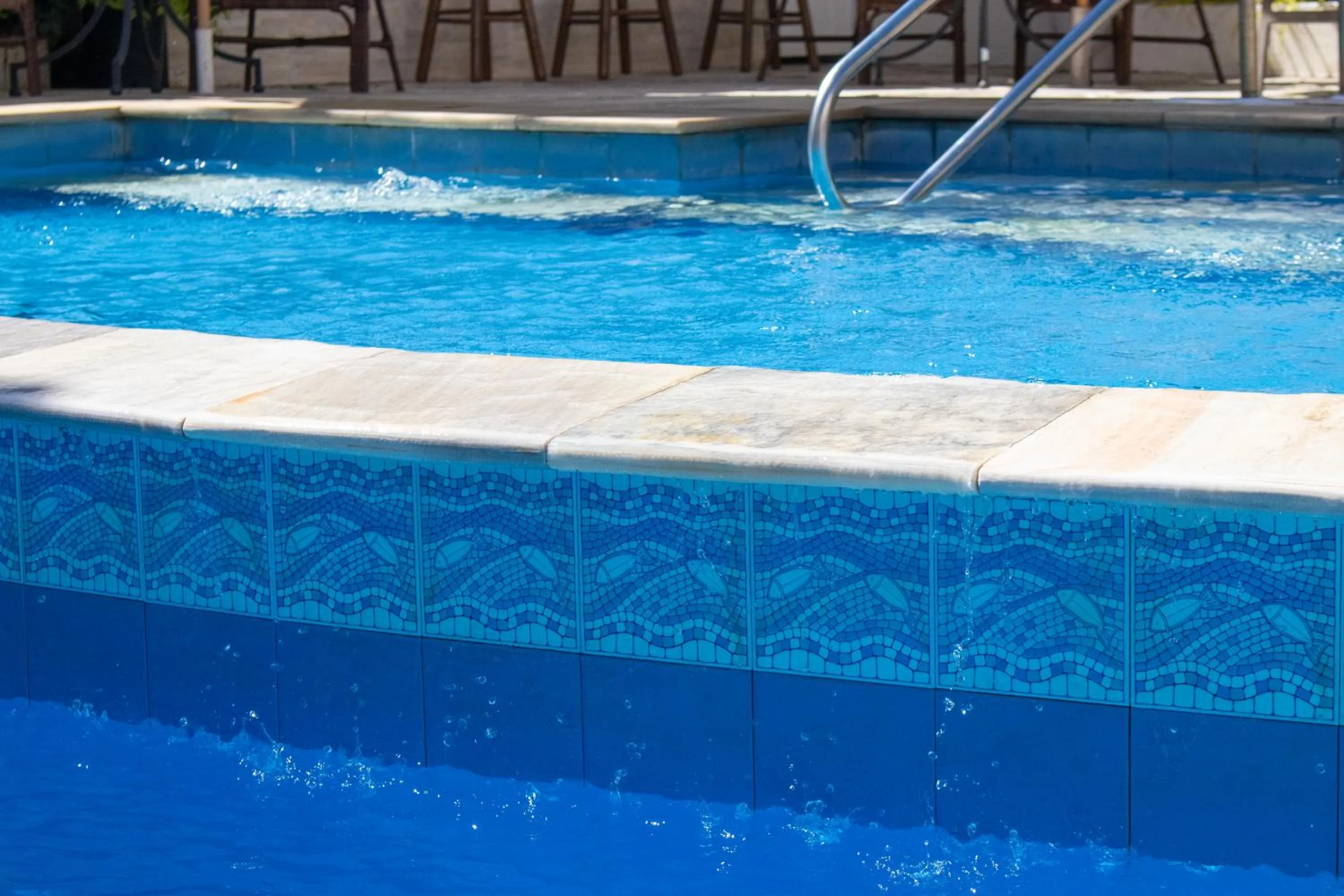 Swimming pool in Auberge de la Langouste
