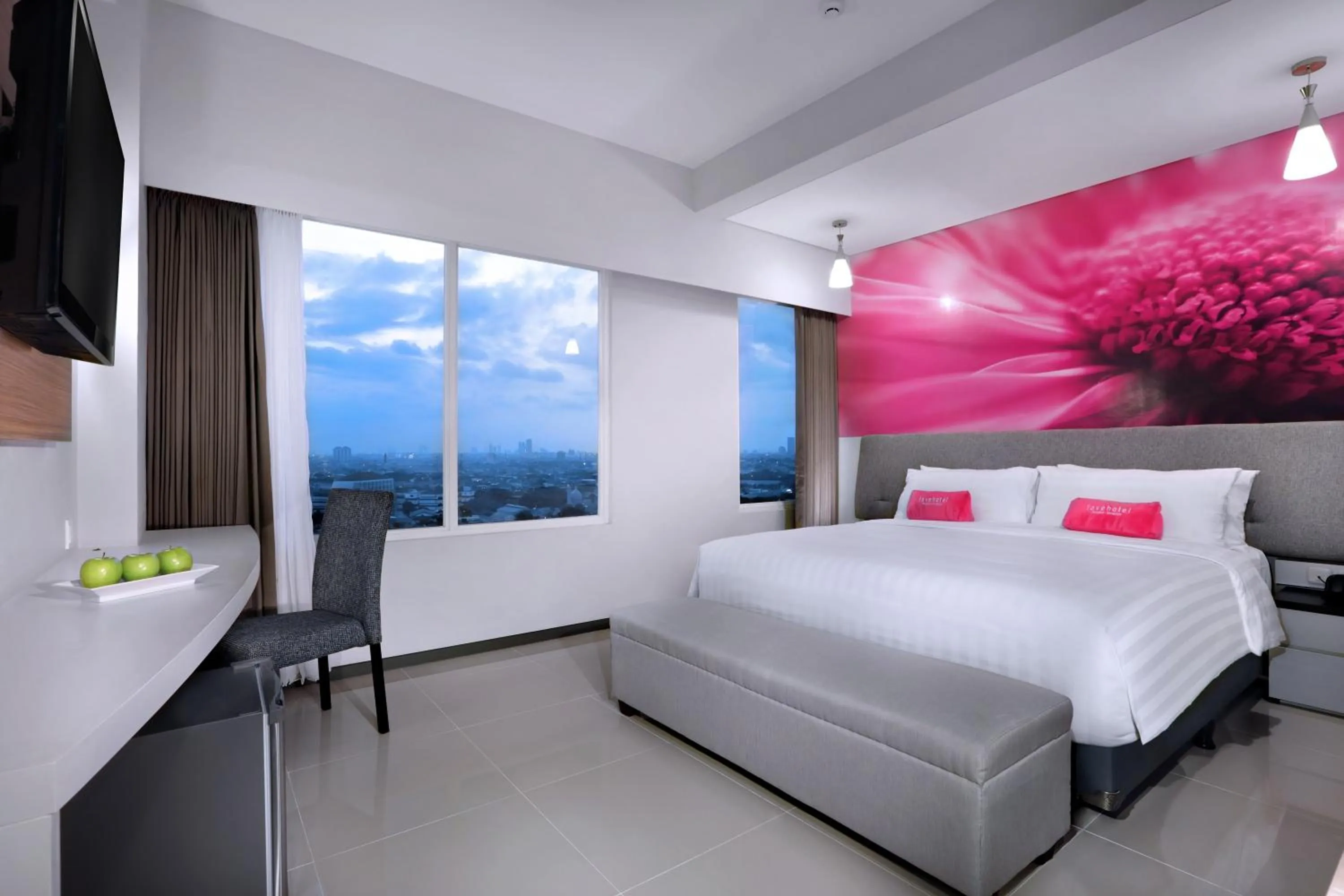 Bedroom, Bed in favehotel Rungkut Surabaya