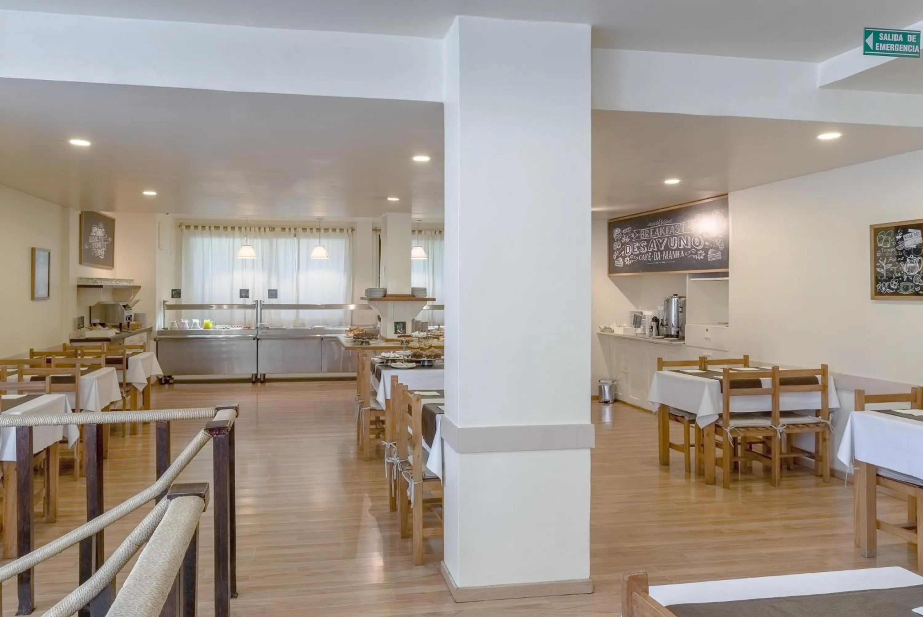 Restaurant/places to eat in Soft Bariloche Hotel