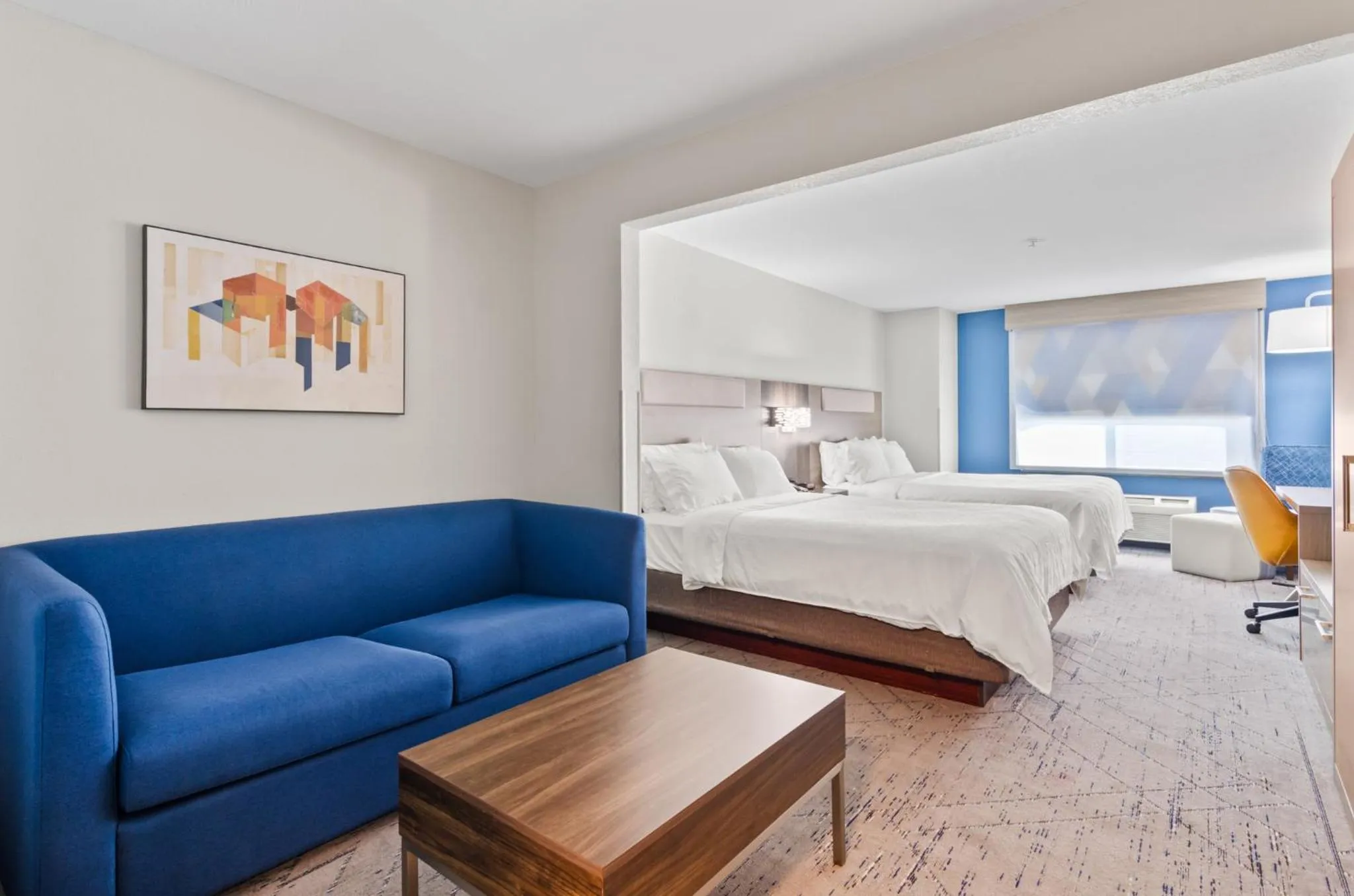 Photo of the whole room, Bed in Holiday Inn Express Hotel & Suites Mount Airy by IHG