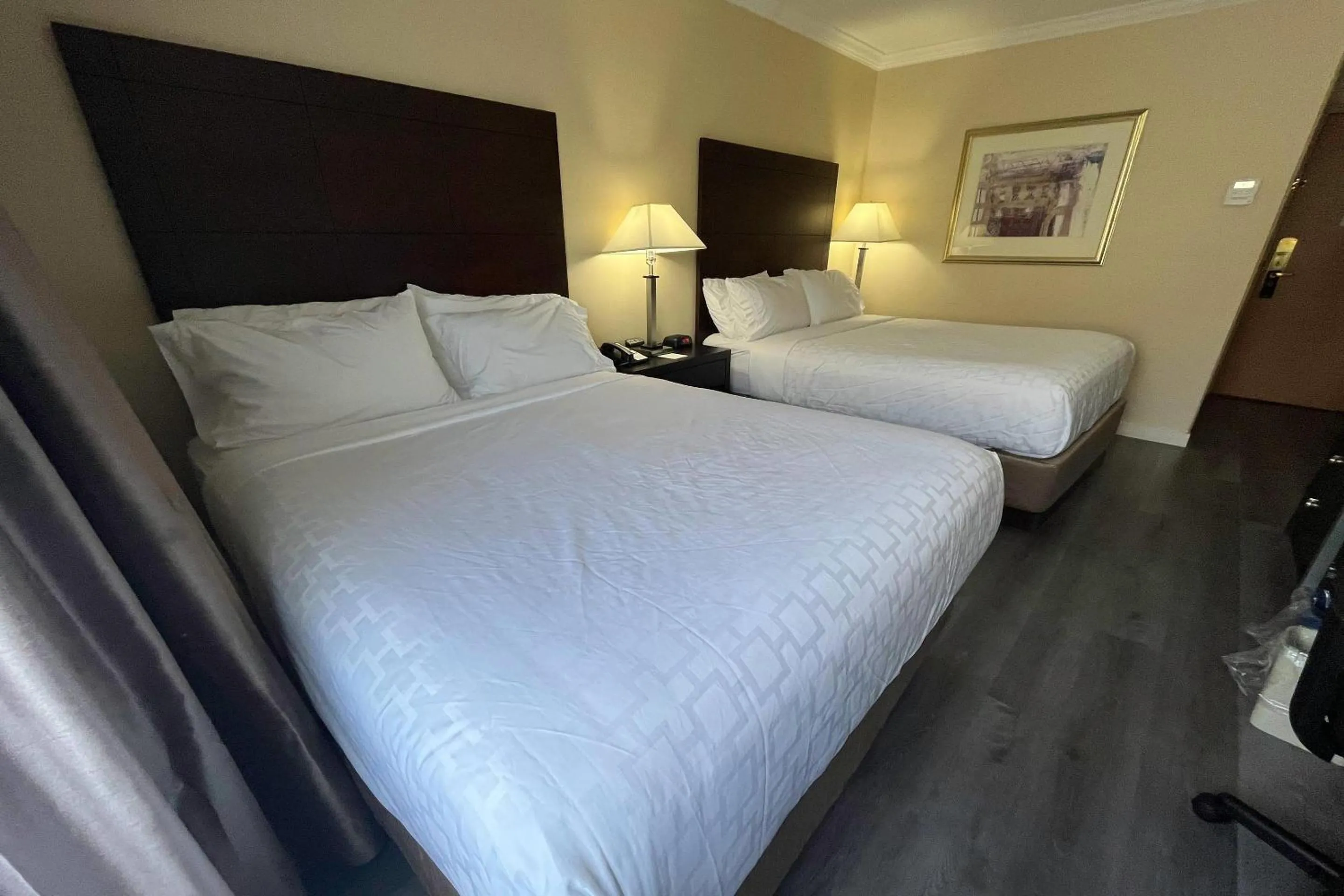 Bedroom, Bed in Quality Inn Saint-Jean-sur-Richelieu