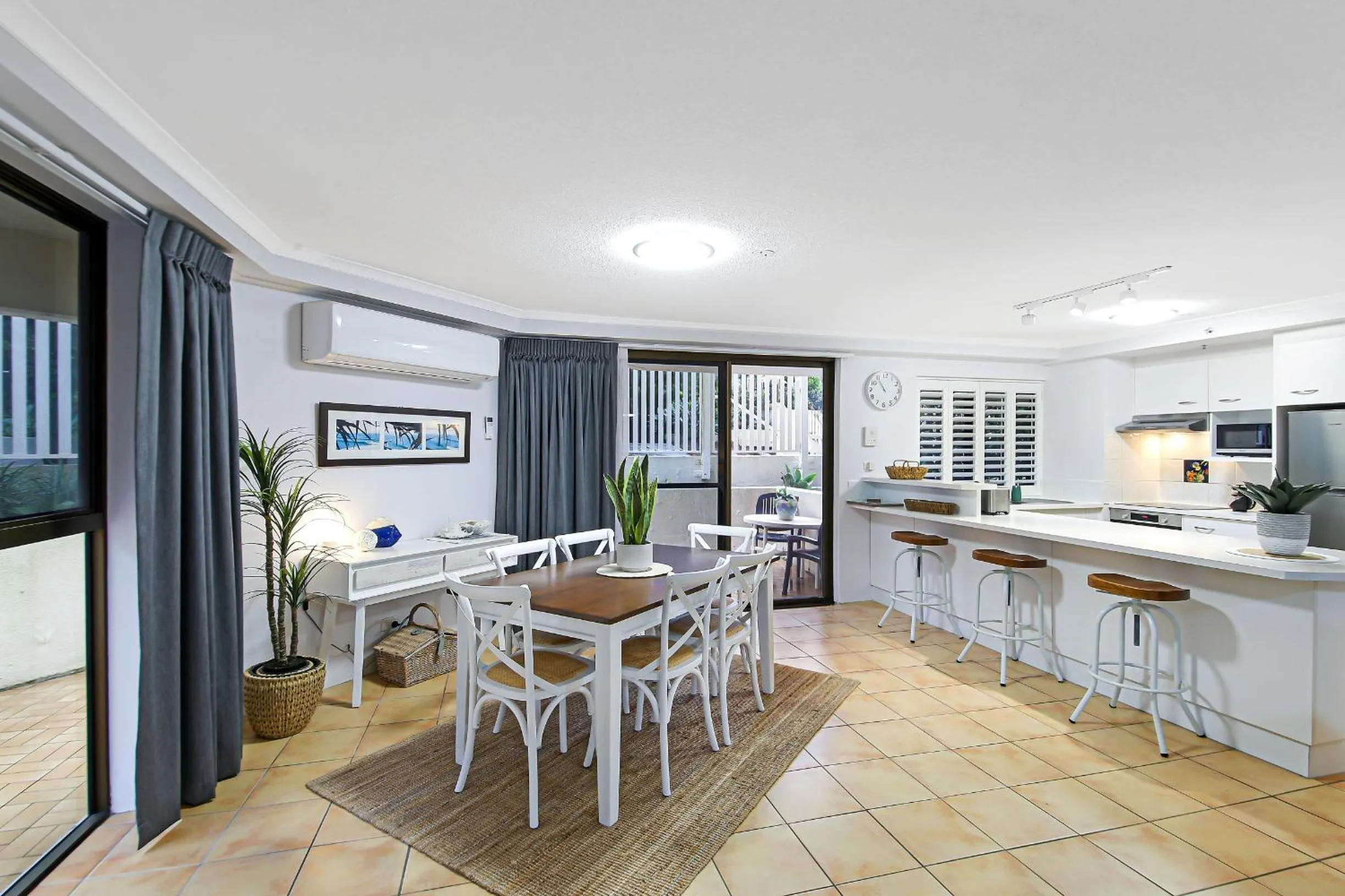 Dining area in Coolum Caprice