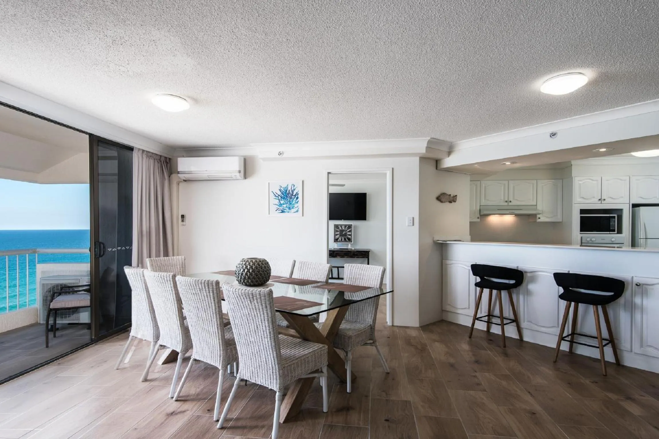 Kitchen or kitchenette in Coolum Caprice