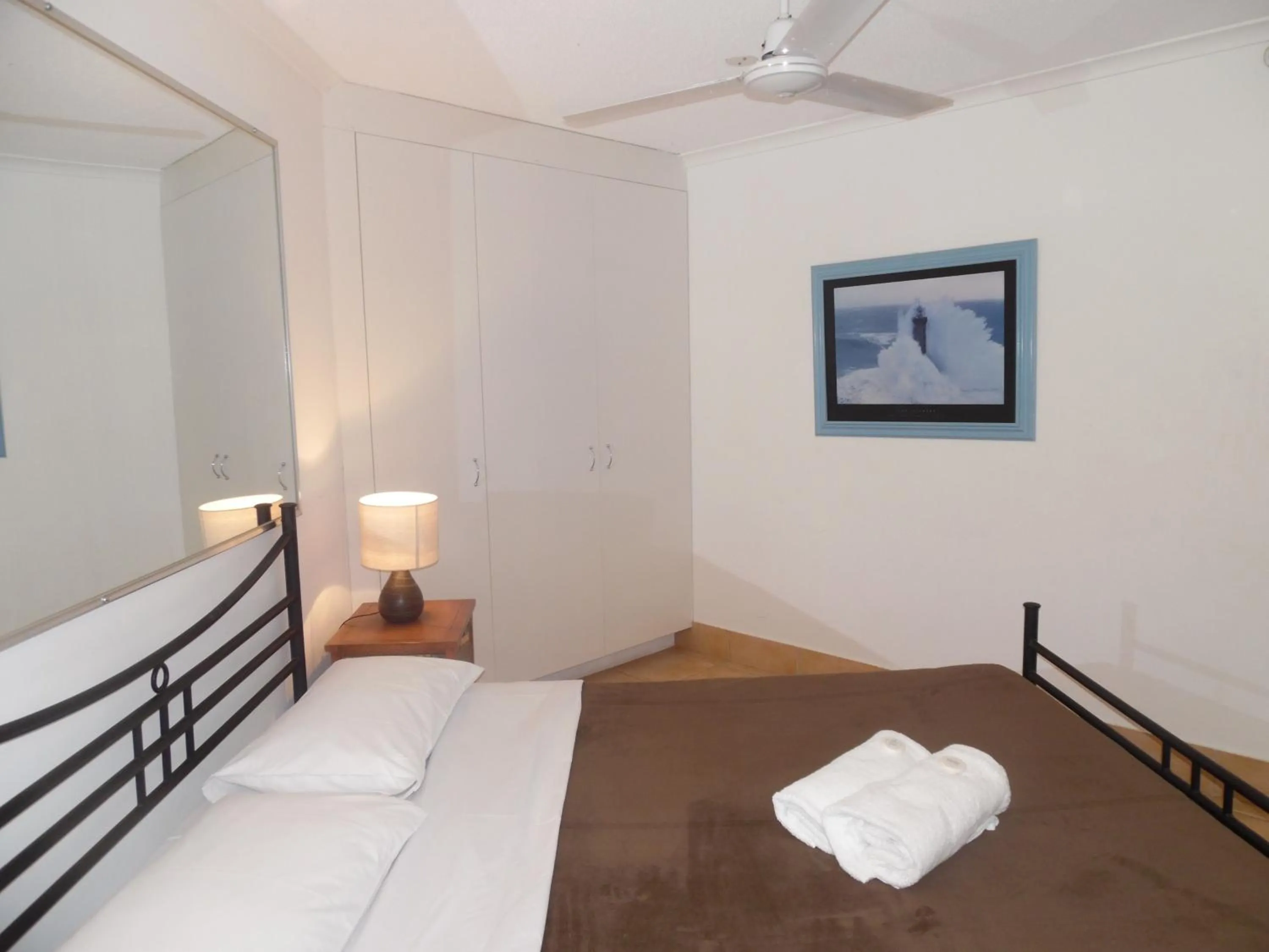Bedroom, Bed in Coolum Caprice