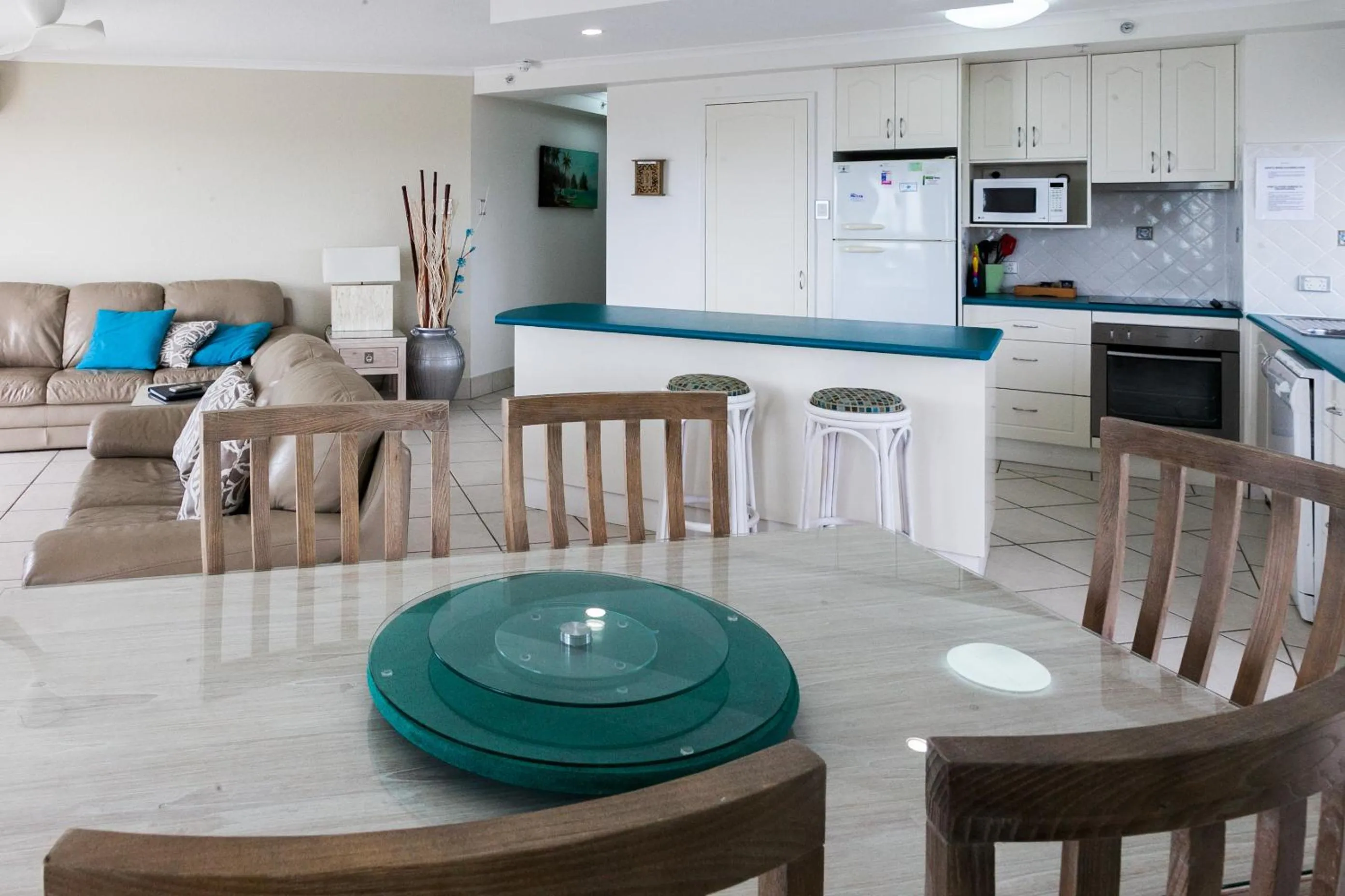 Kitchen or kitchenette in Coolum Caprice