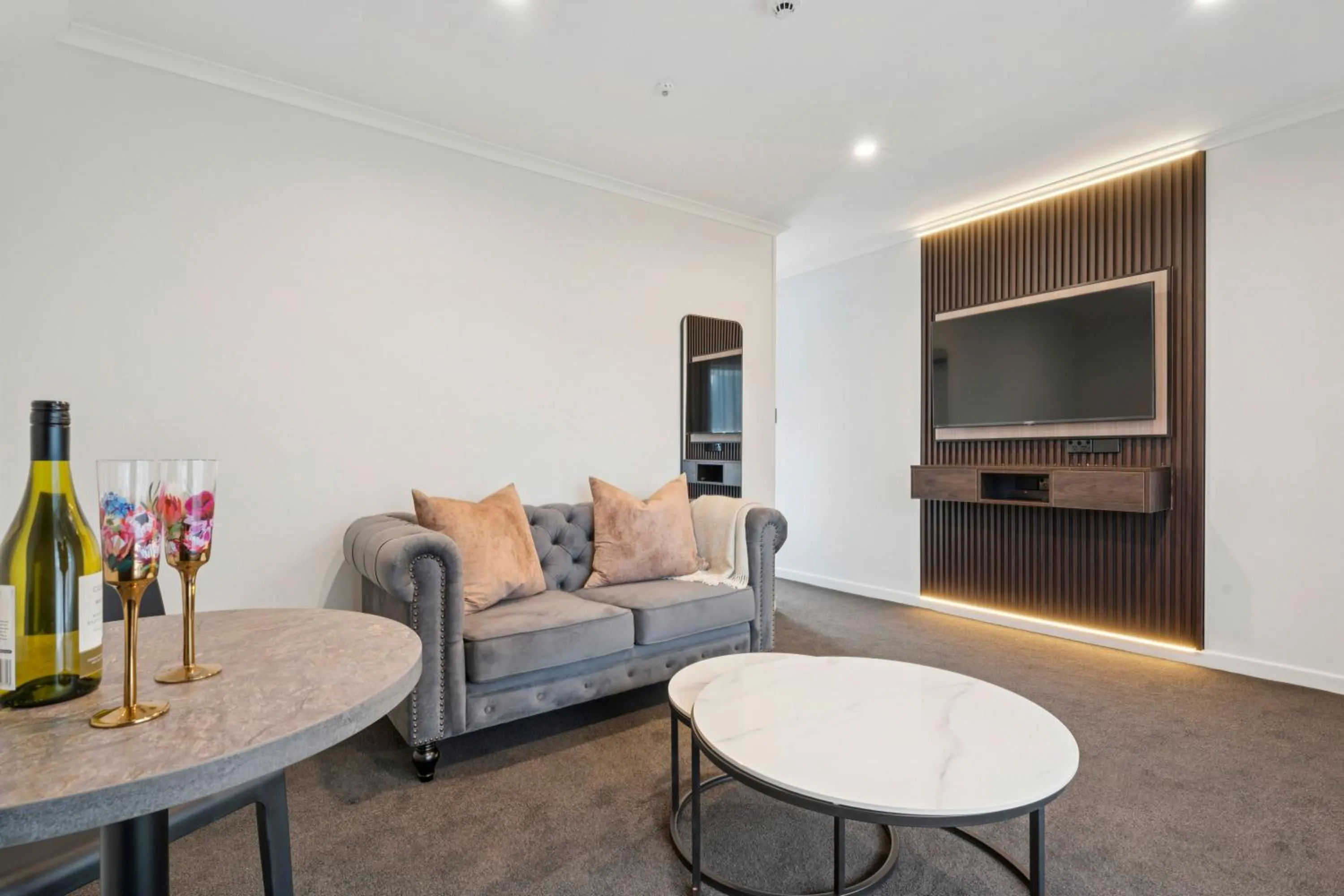 TV and multimedia in Sai Motels - Greenlane Auckland
