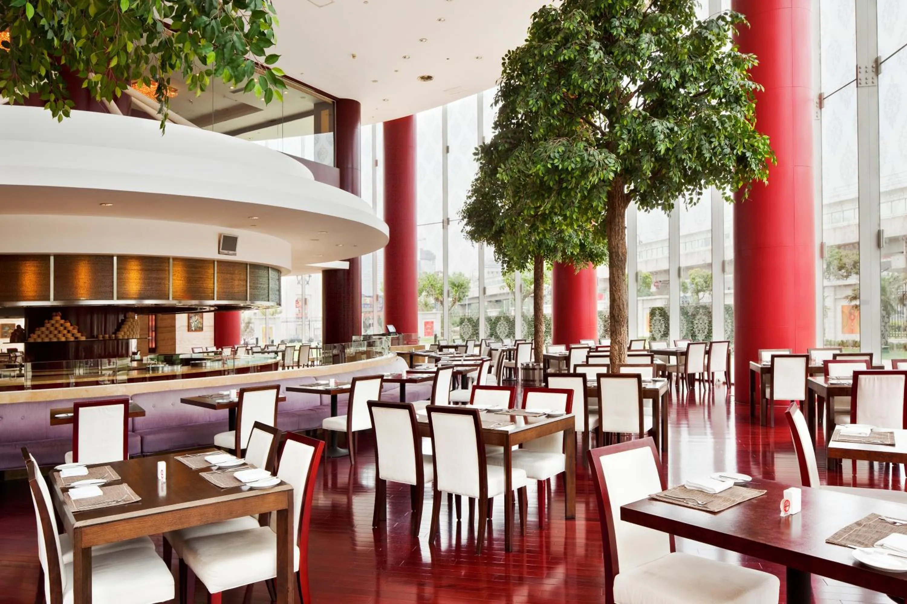 Restaurant/Places to Eat in Crowne Plaza Shanghai Pudong