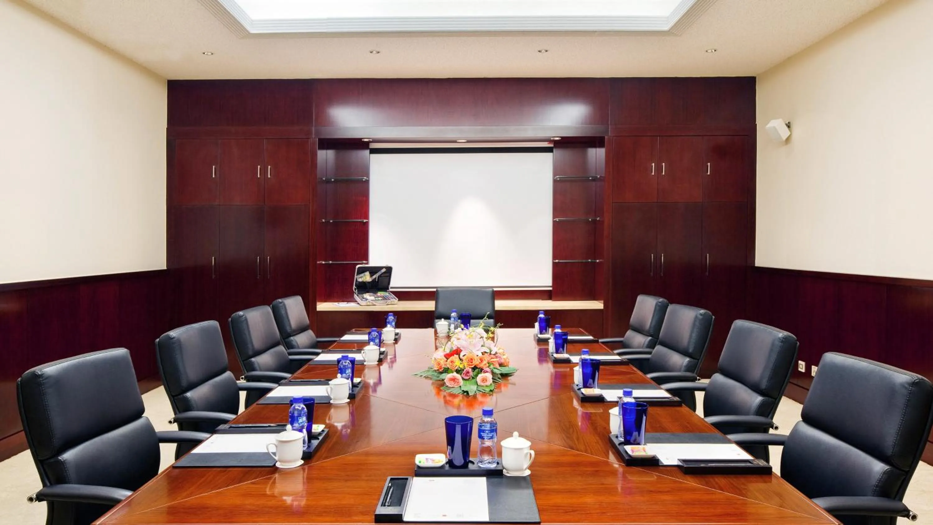 Meeting/conference room in Crowne Plaza Shanghai Pudong