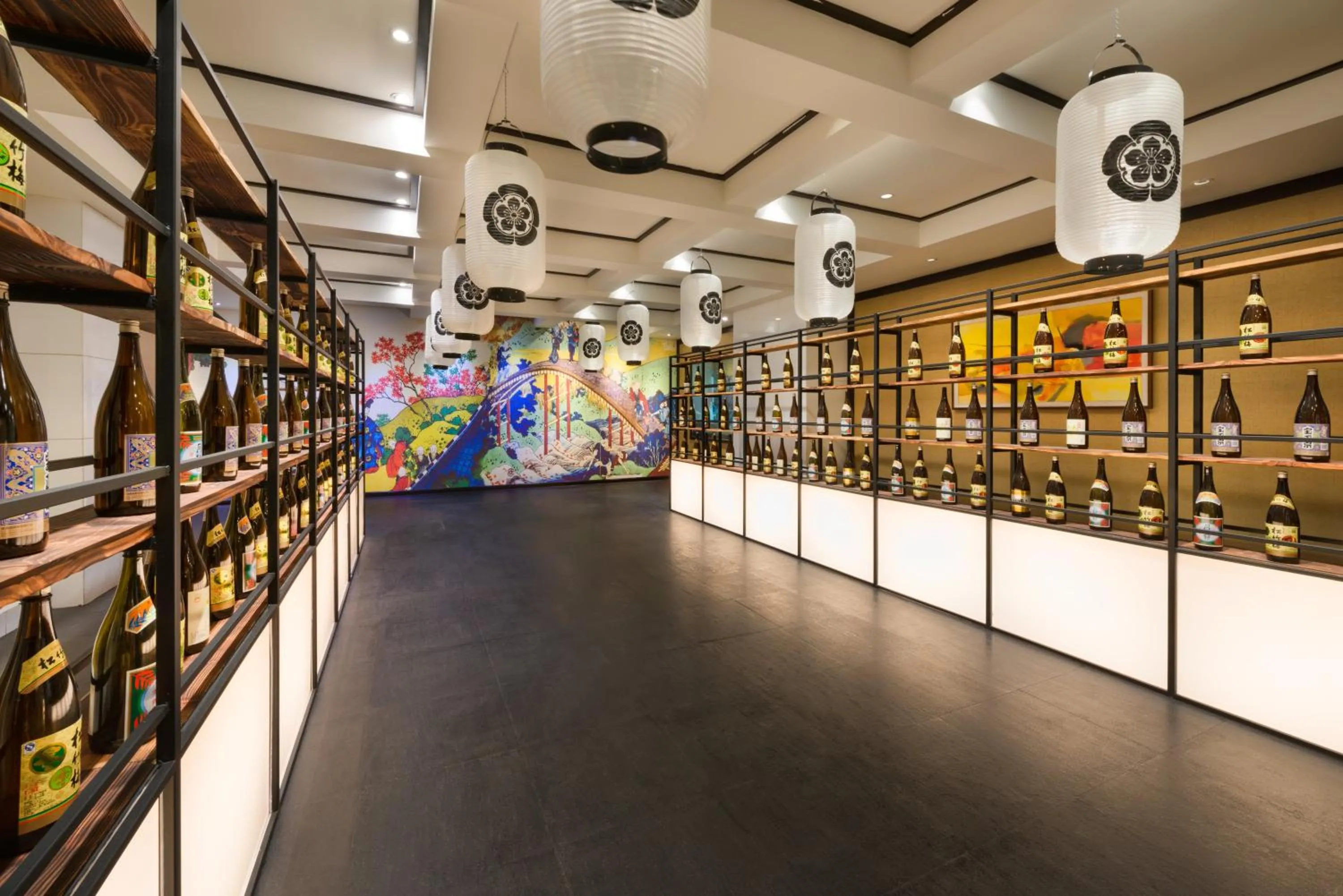 Restaurant/places to eat in Crowne Plaza Shanghai Pudong