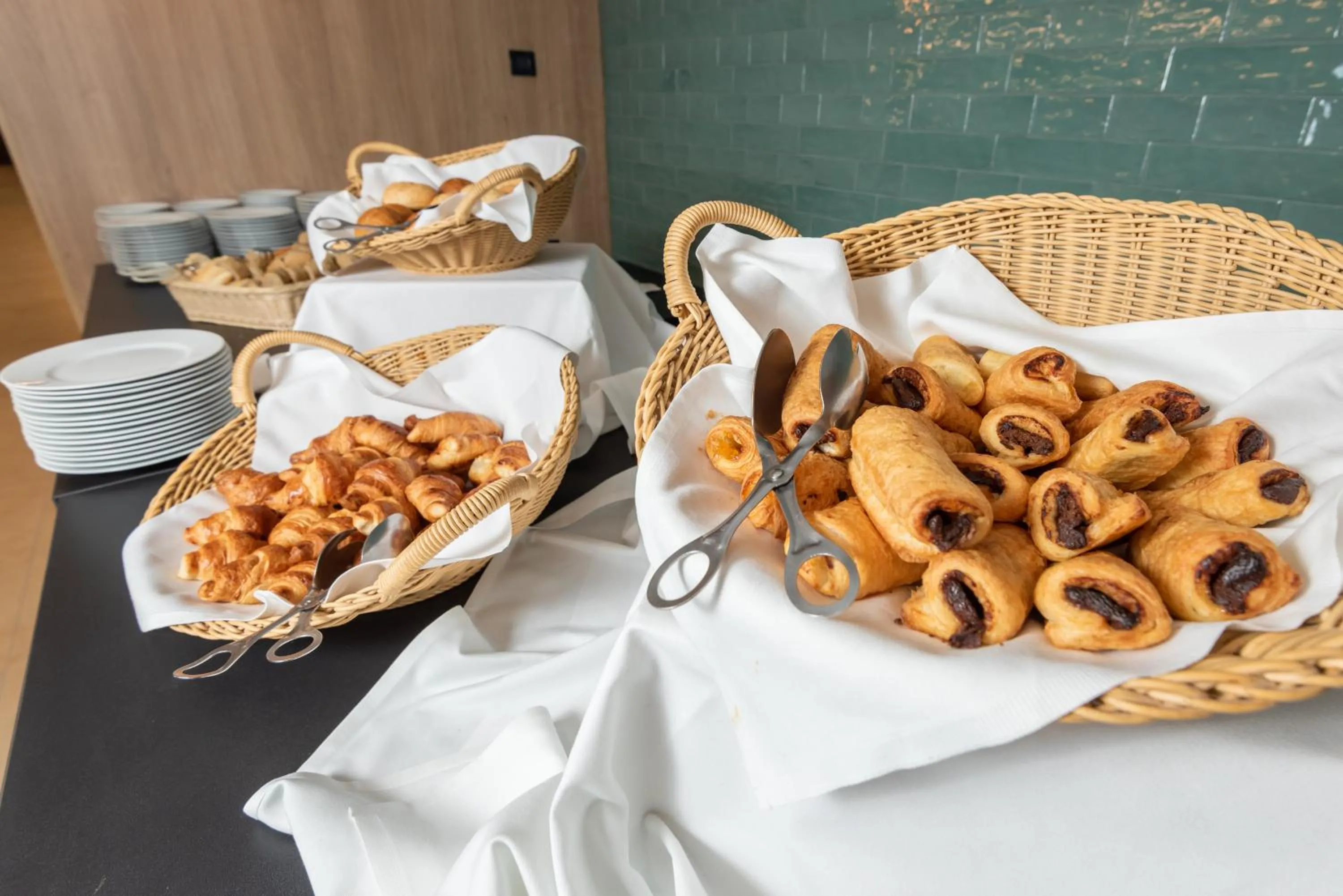 American breakfast in Hotel Kolovare