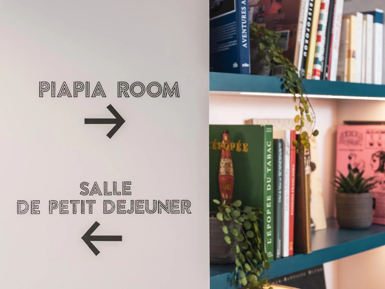 Property building in Hôtel Piapia